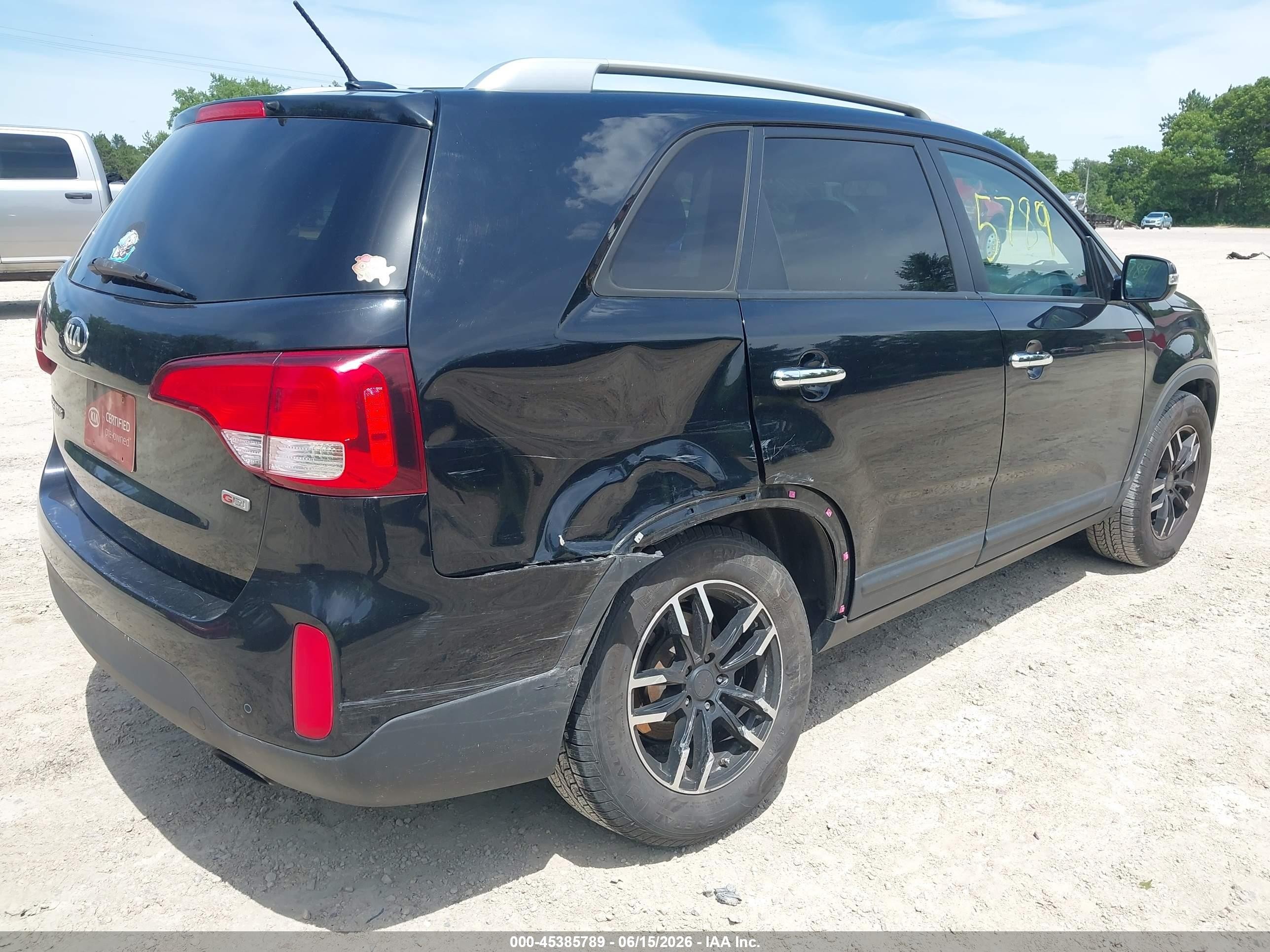 2015 Kia Sorento Lx Black vin: 5XYKT3A68FG570075