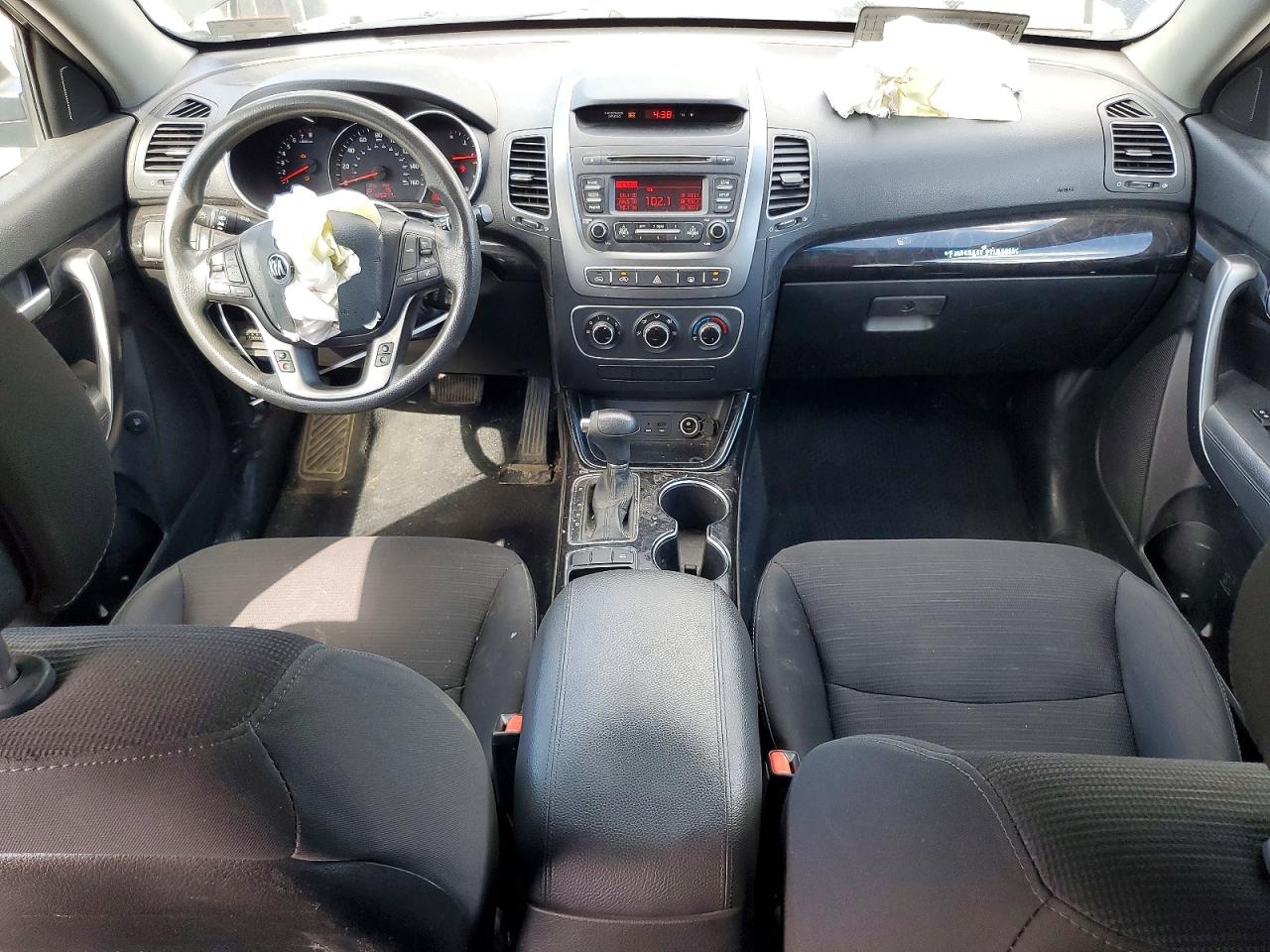 2015 Kia Sorento Lx Черный vin: 5XYKT3A68FG580203