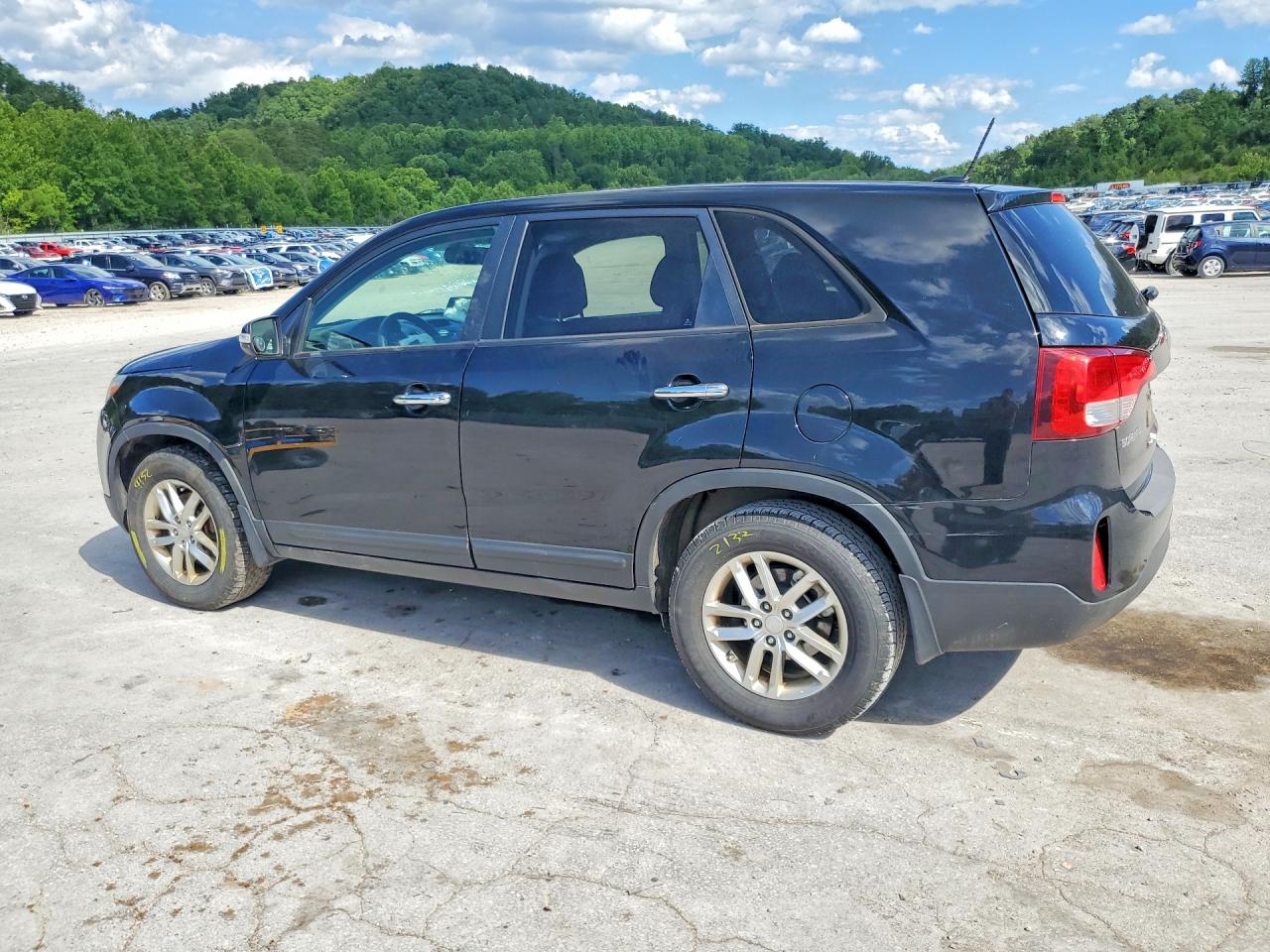 2015 Kia Sorento Lx Черный vin: 5XYKT3A68FG580203