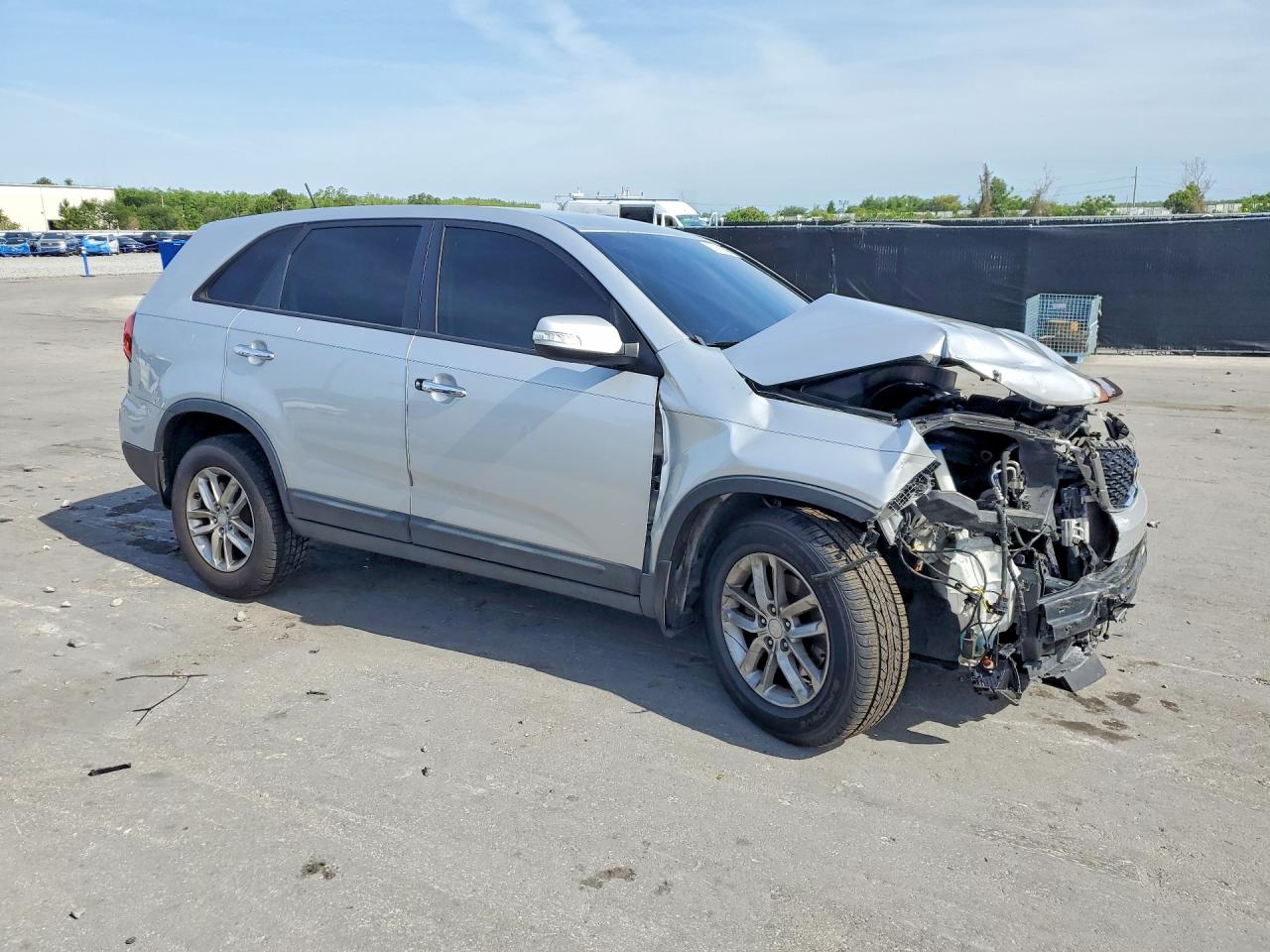 2015 Kia Sorento Lx Silver vin: 5XYKT3A68FG593890