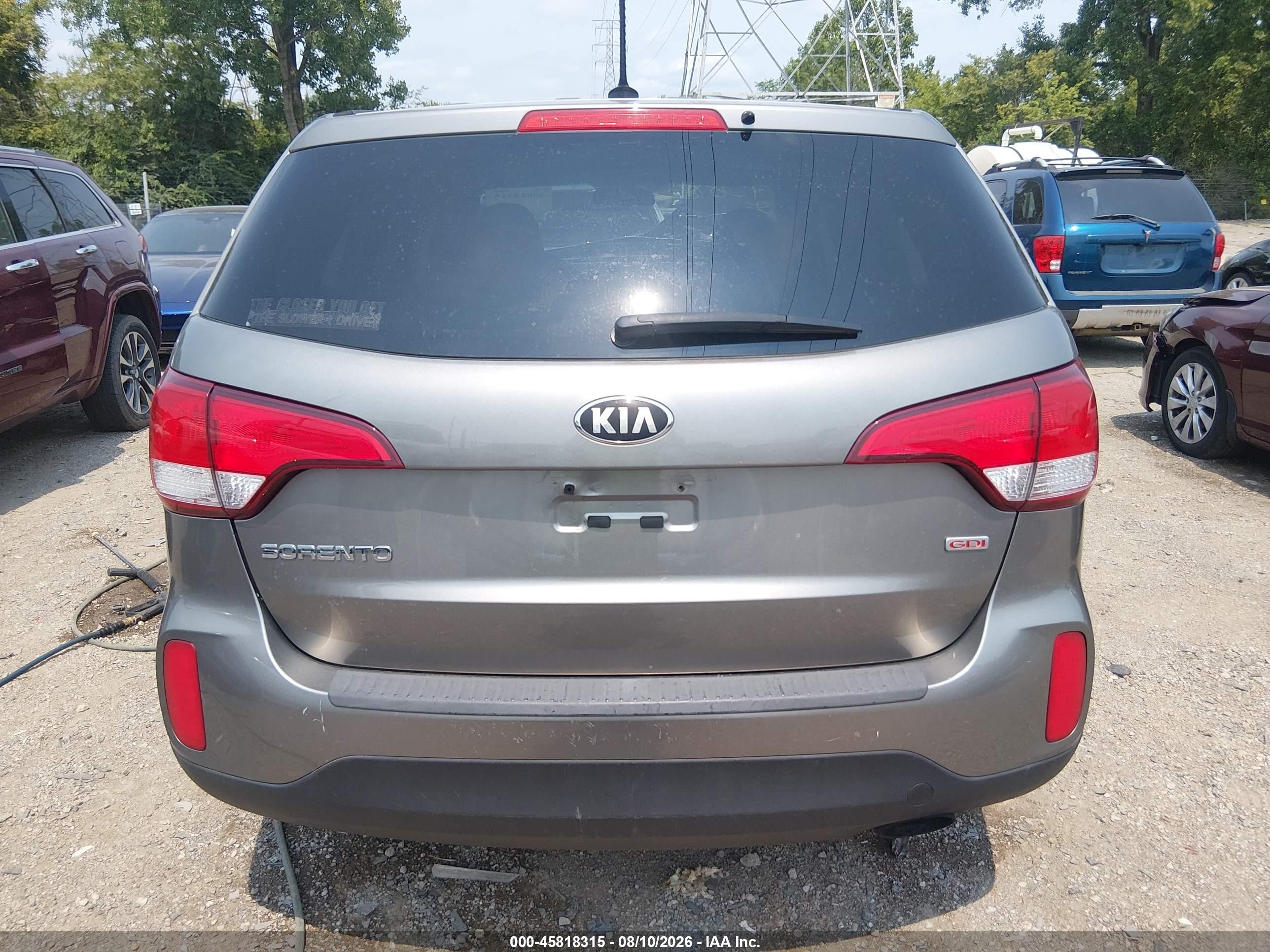 2015 Kia Sorento Lx Silver vin: 5XYKT3A68FG618612