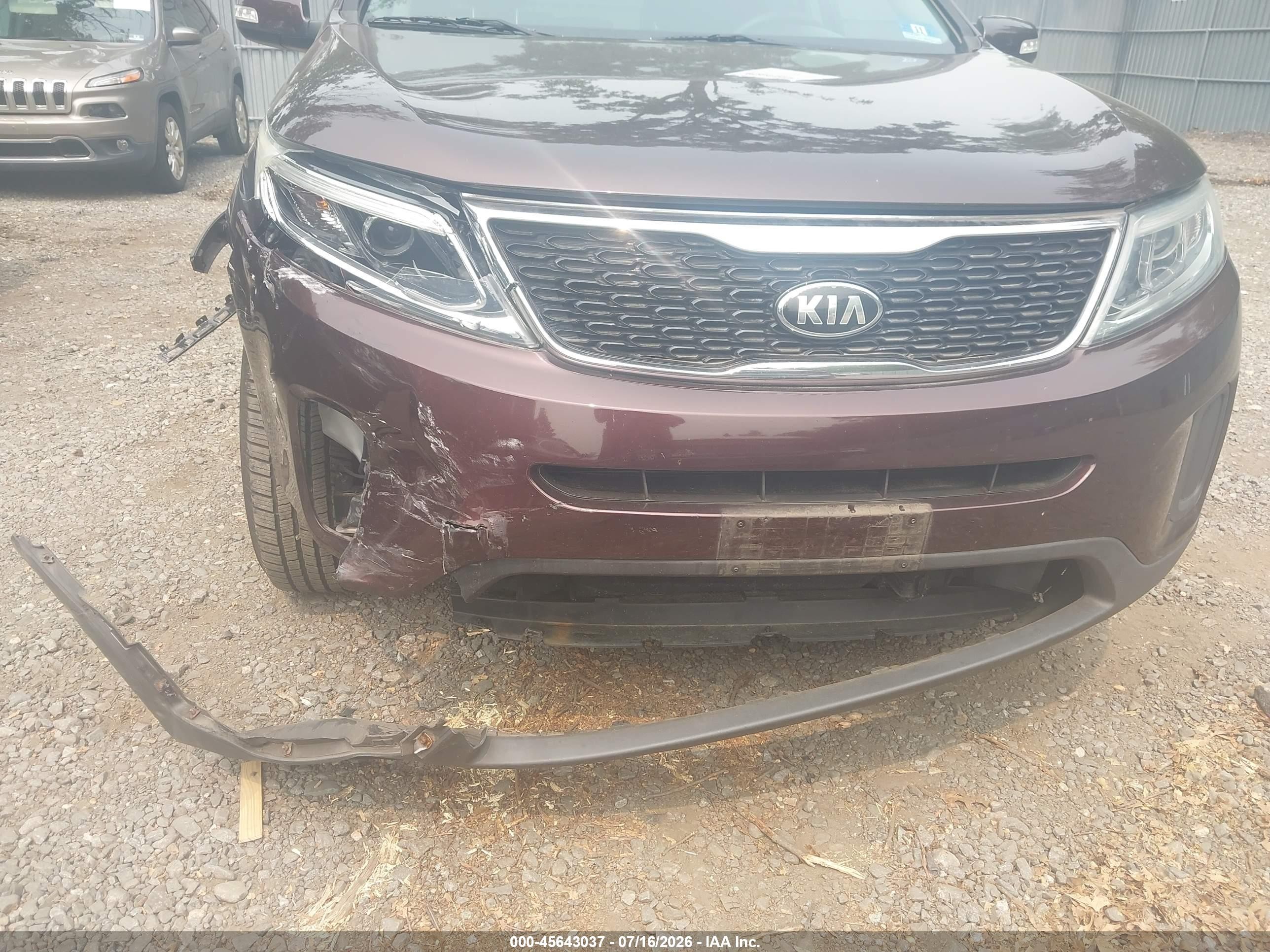 2015 Kia Sorento Lx Maroon vin: 5XYKT3A68FG646930