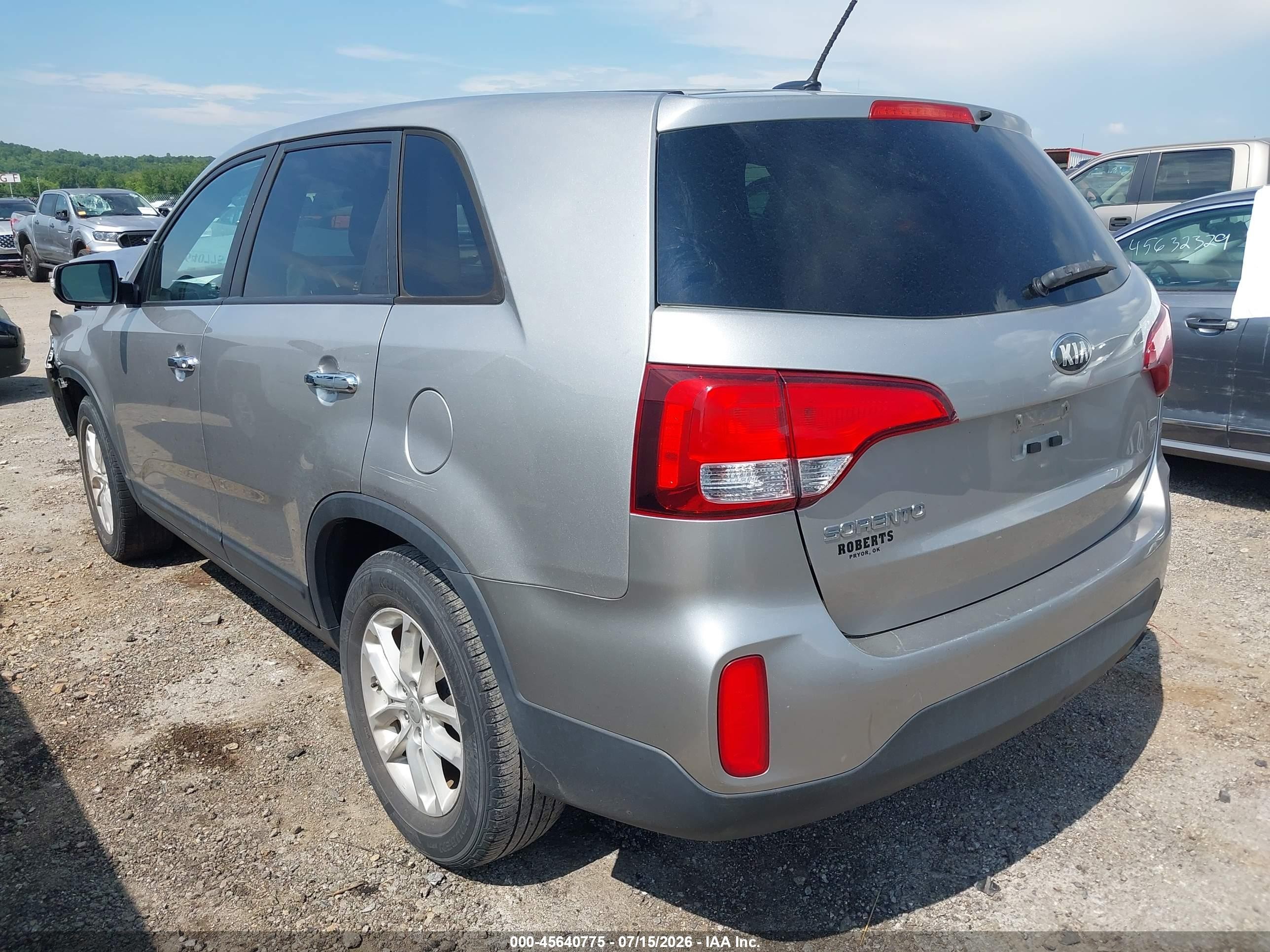 2015 Kia Sorento Lx Gray vin: 5XYKT3A68FG649472