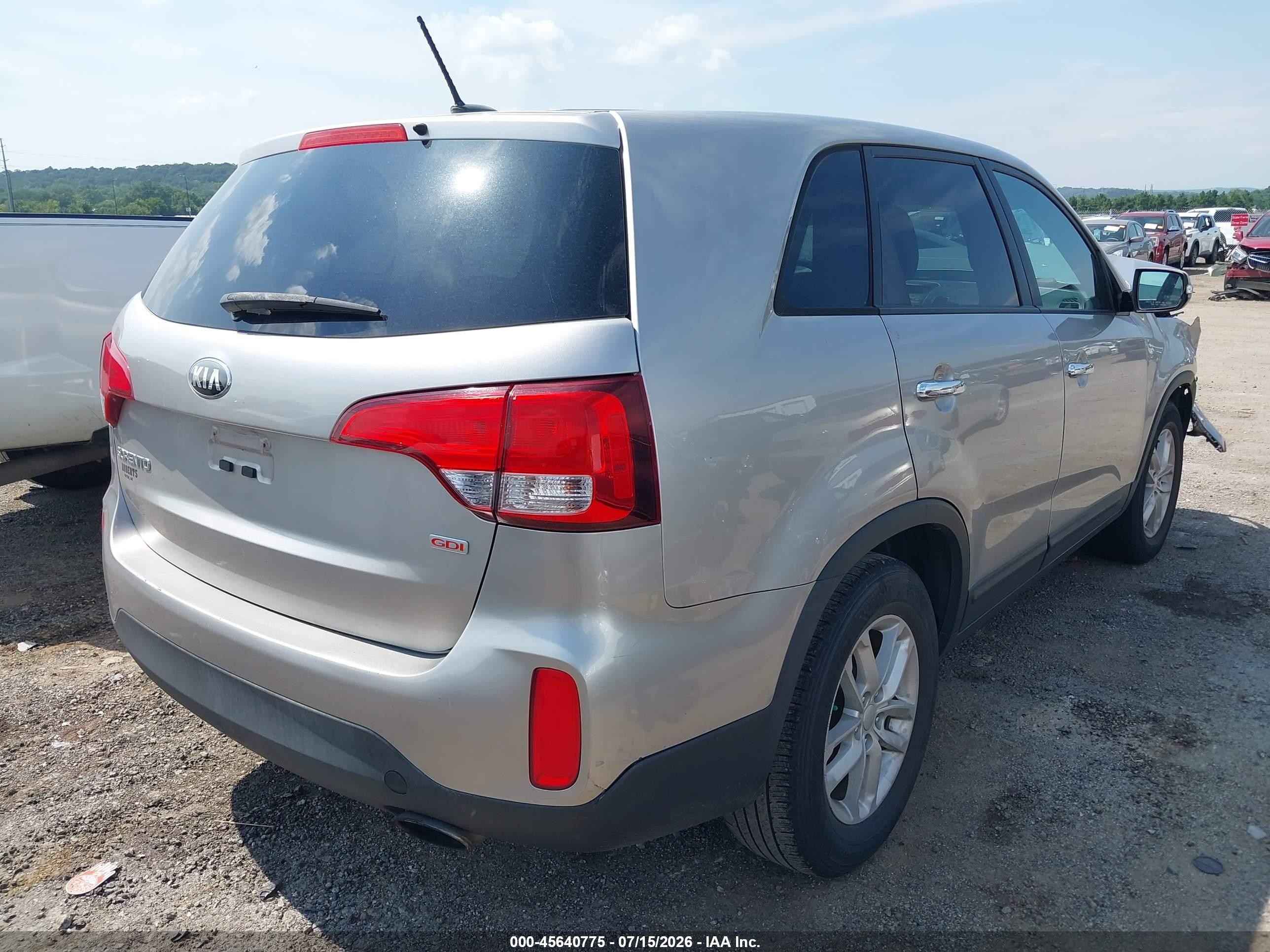 2015 Kia Sorento Lx Gray vin: 5XYKT3A68FG649472