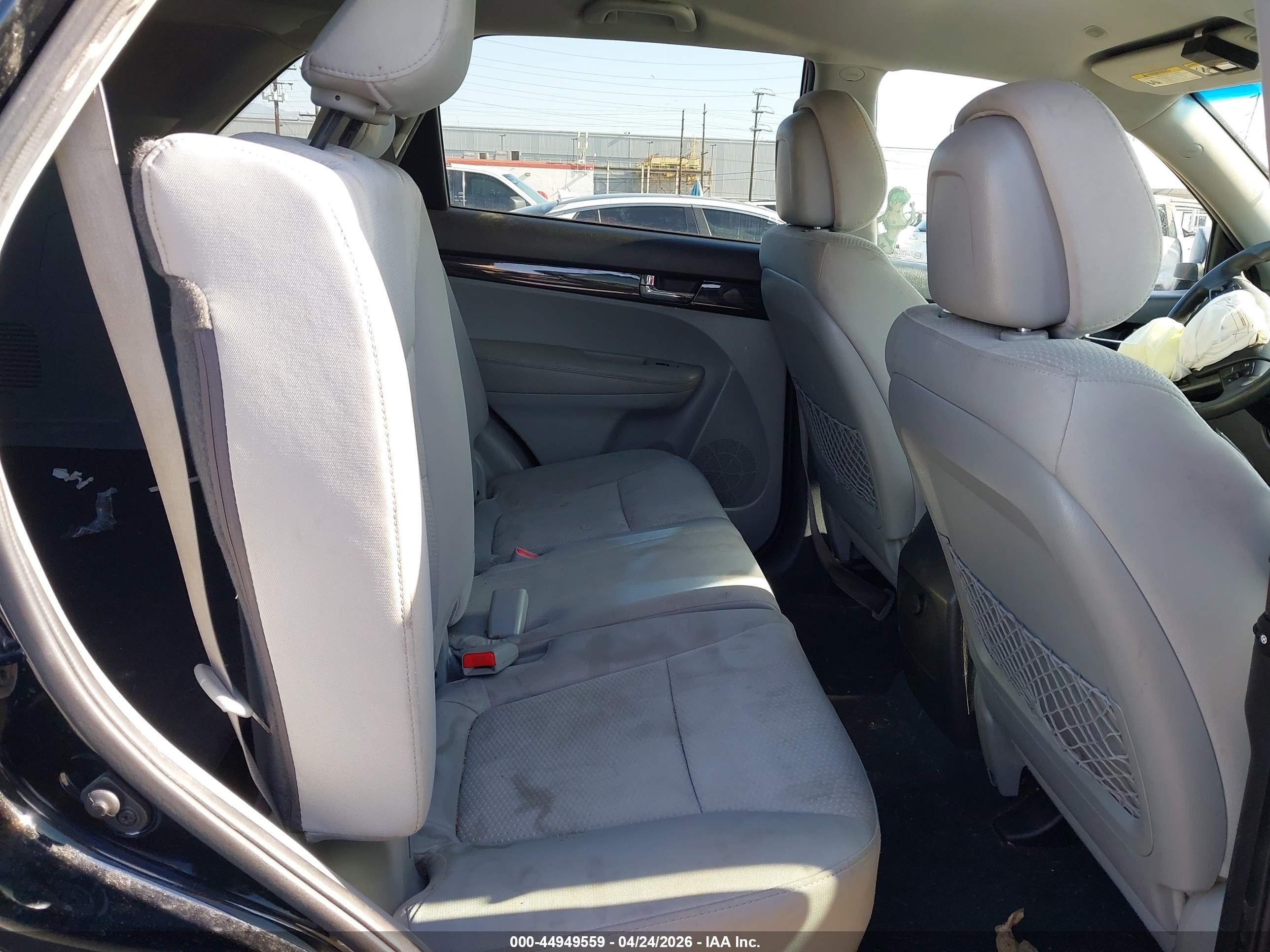 2012 Kia Sorento Lx Black vin: 5XYKT3A69CG295778