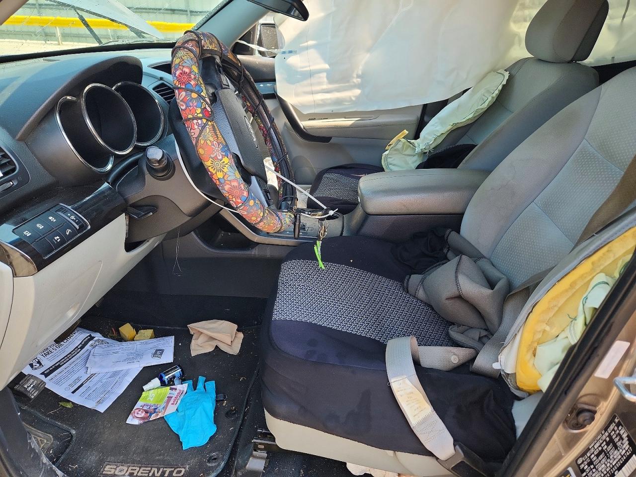 2013 Kia Sorento Lx Silver vin: 5XYKT3A69DG347427