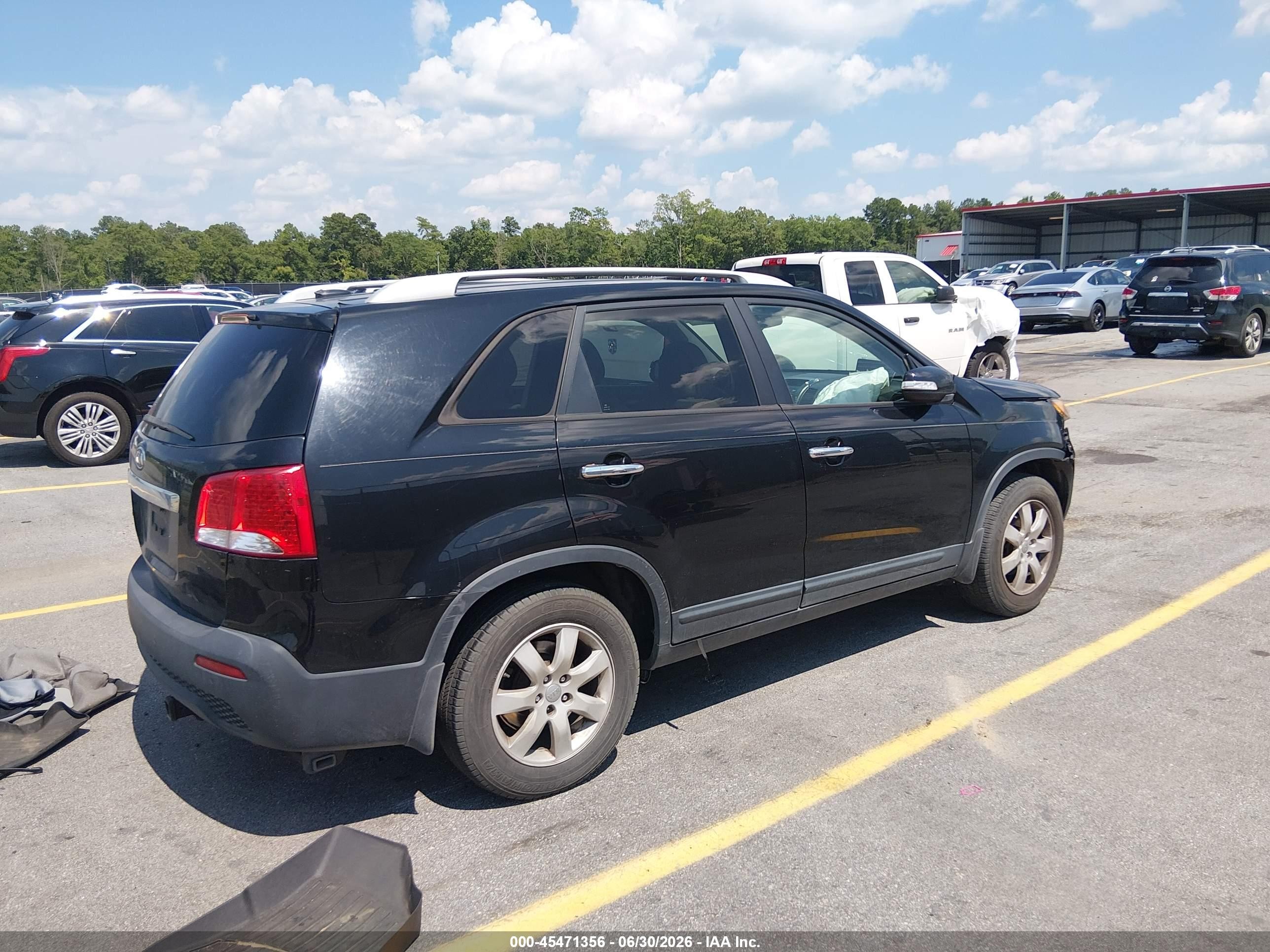 2013 Kia Sorento Lx Black vin: 5XYKT3A69DG357102
