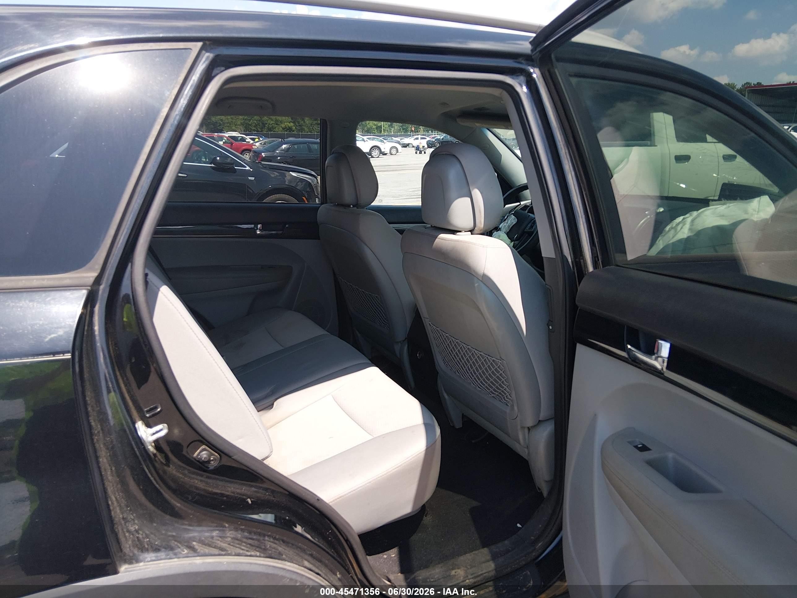 2013 Kia Sorento Lx Black vin: 5XYKT3A69DG357102