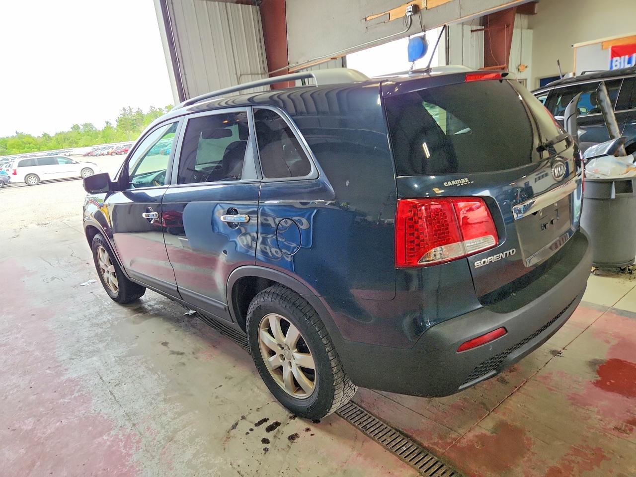 2013 Kia Sorento Lx Black vin: 5XYKT3A69DG359707