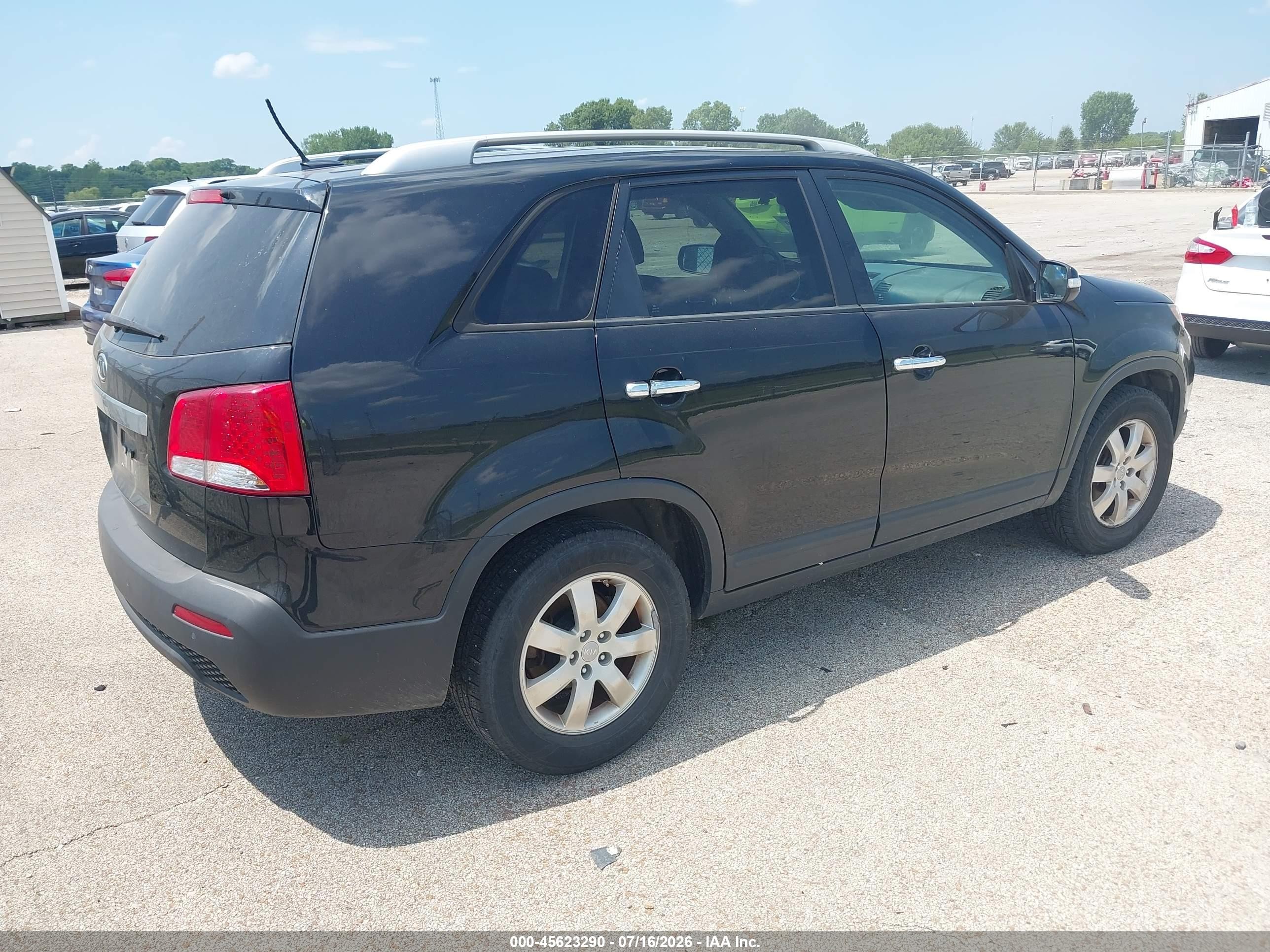 2013 Kia Sorento Lx Black vin: 5XYKT3A69DG373378