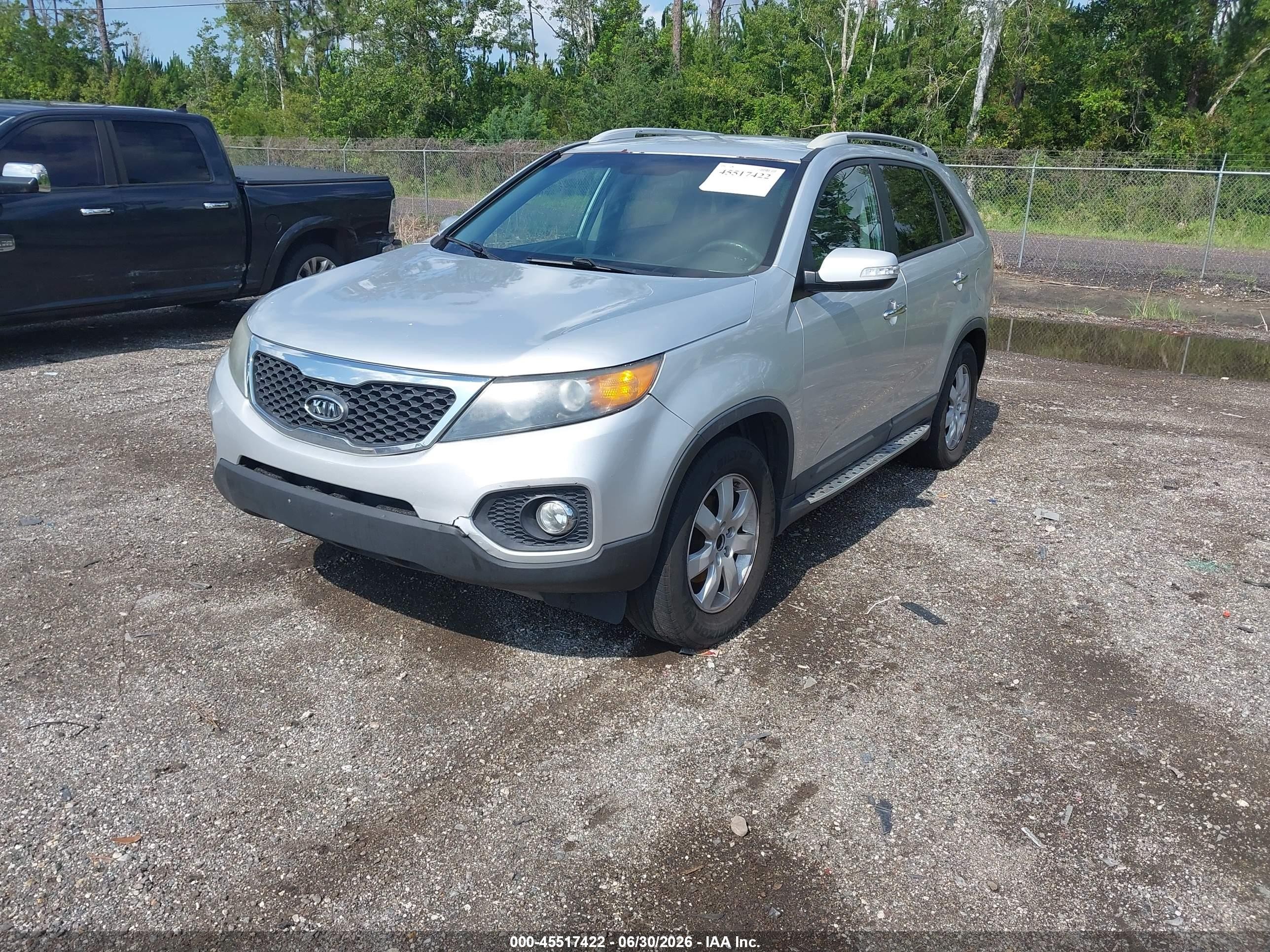 2013 Kia Sorento Lx Серебряный vin: 5XYKT3A69DG407626