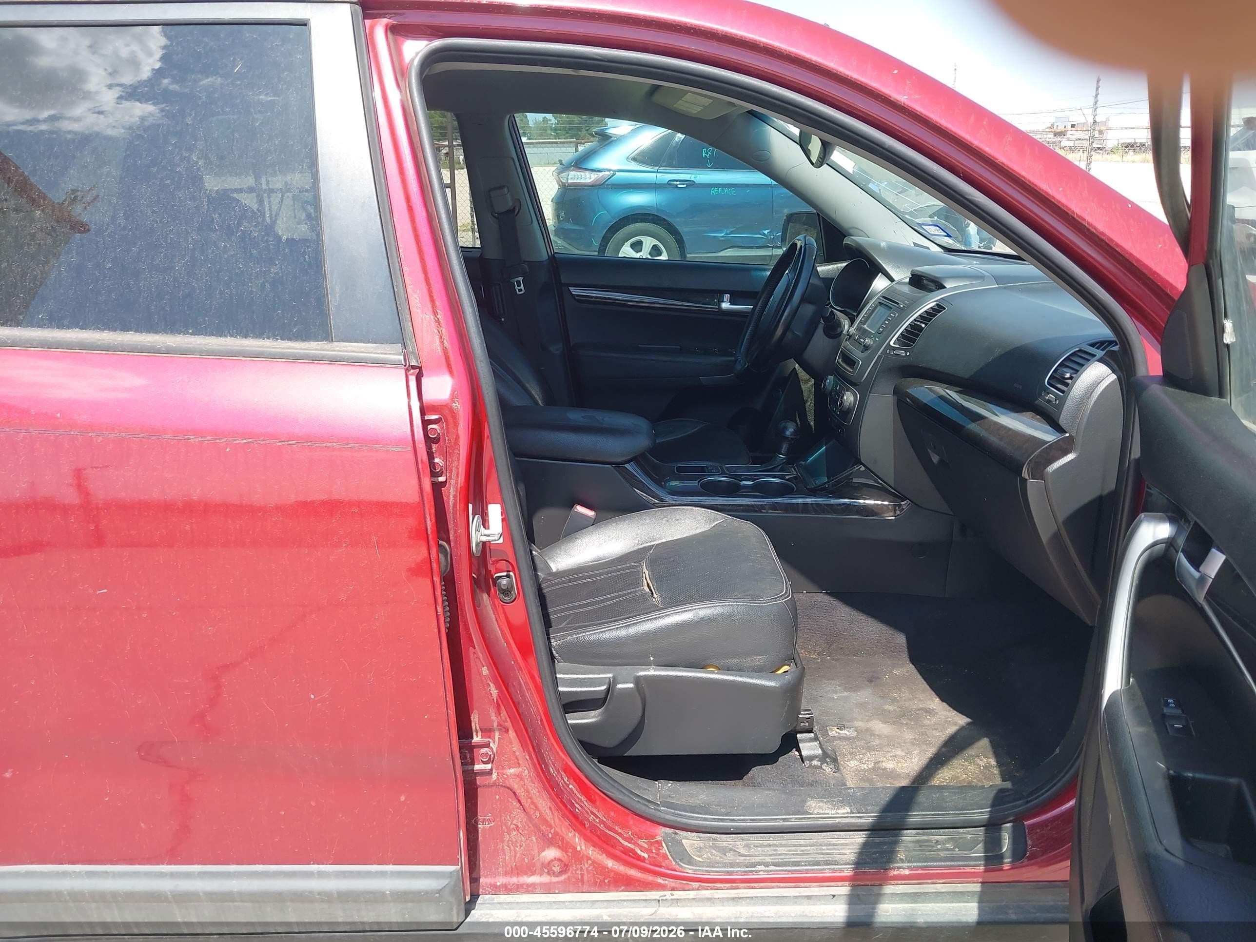 2014 Kia Sorento Lx Red vin: 5XYKT3A69EG448453