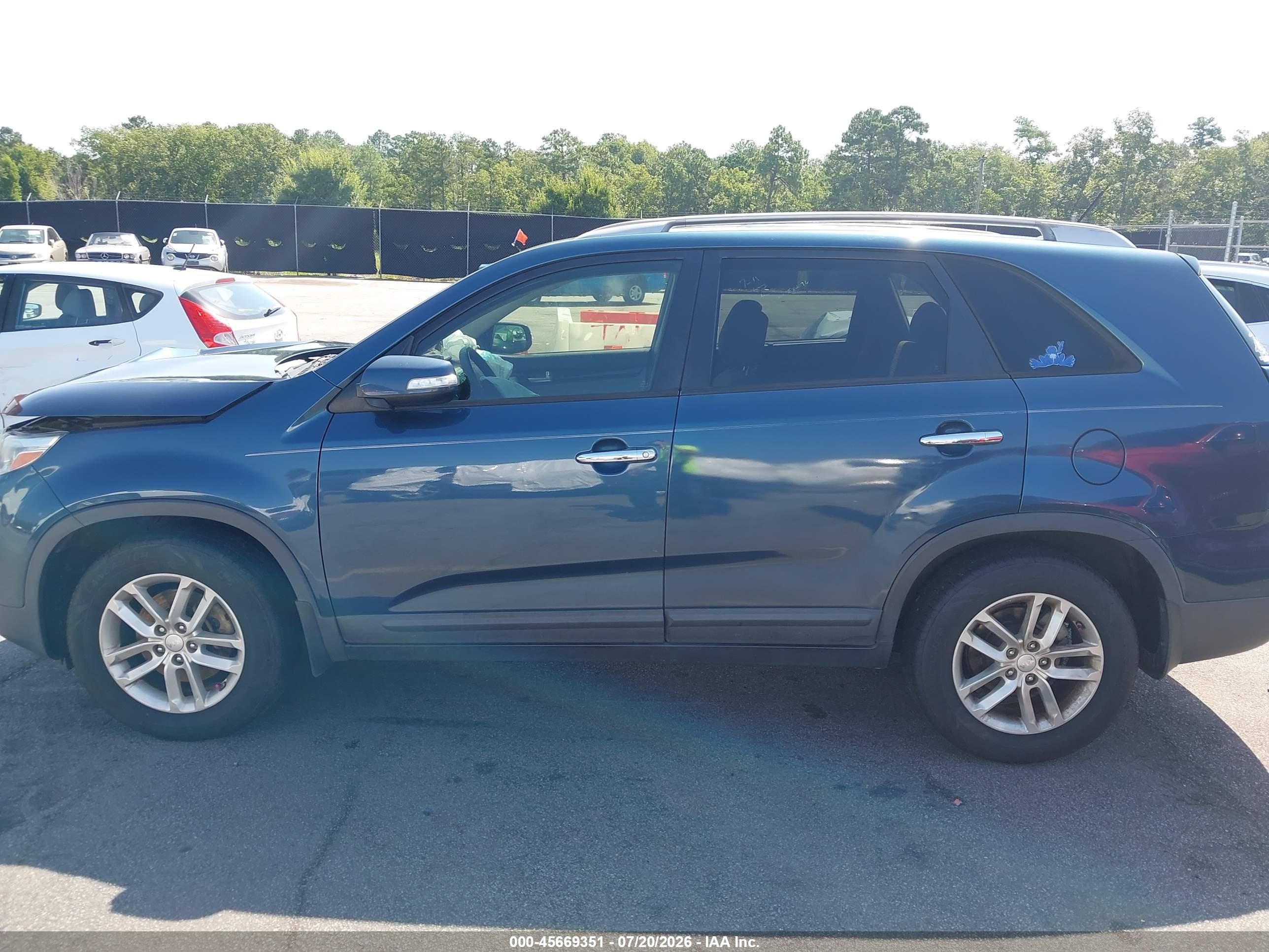 2015 Kia Sorento Lx Синий vin: 5XYKT3A69FG555732