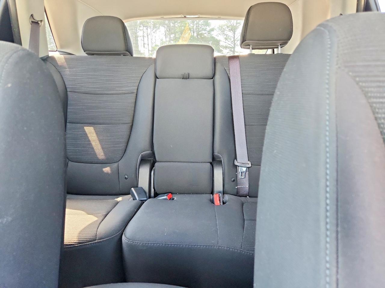 2015 Kia Sorento Lx White vin: 5XYKT3A69FG564978