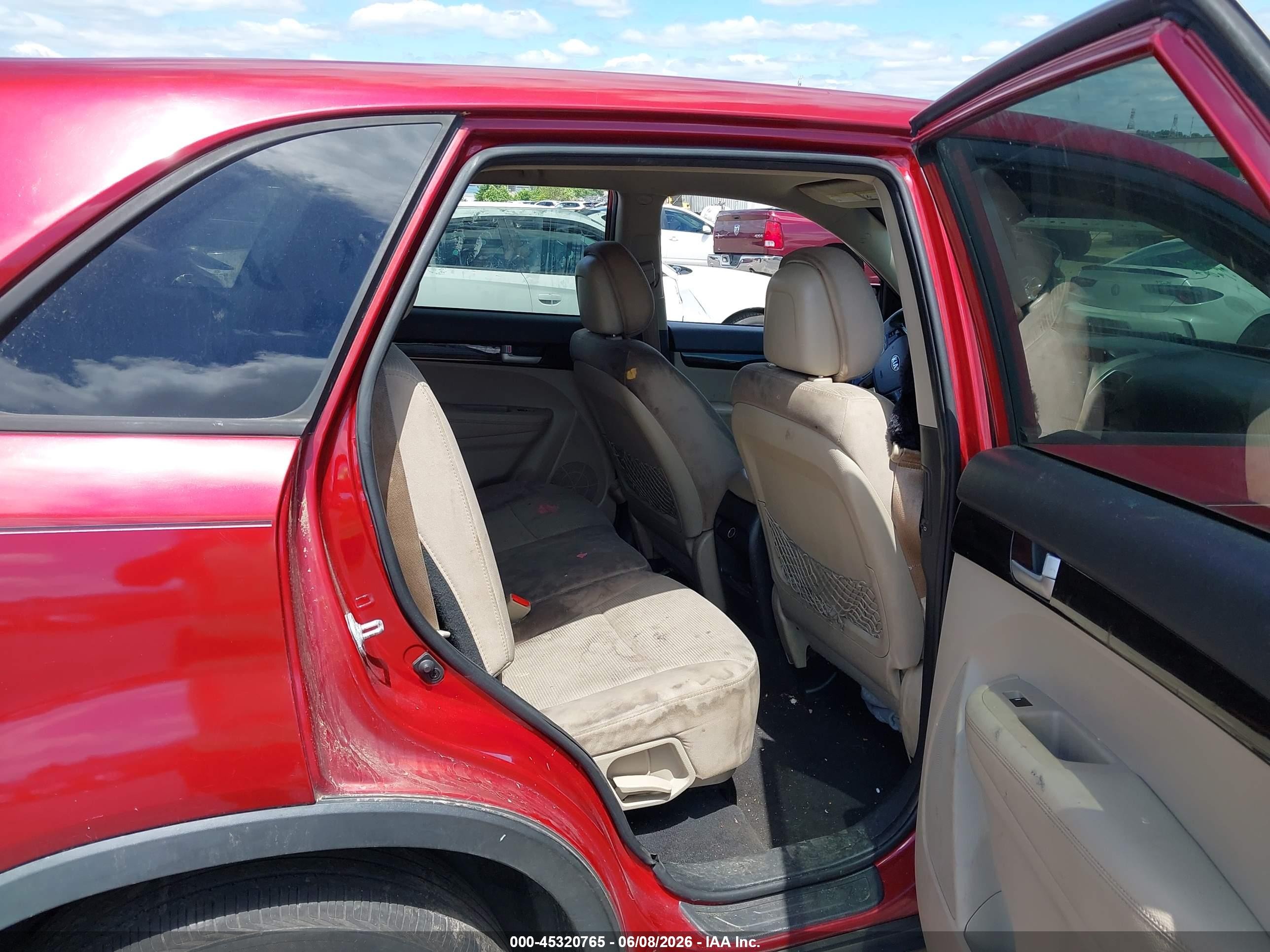 2015 Kia Sorento Lx Red vin: 5XYKT3A69FG589752