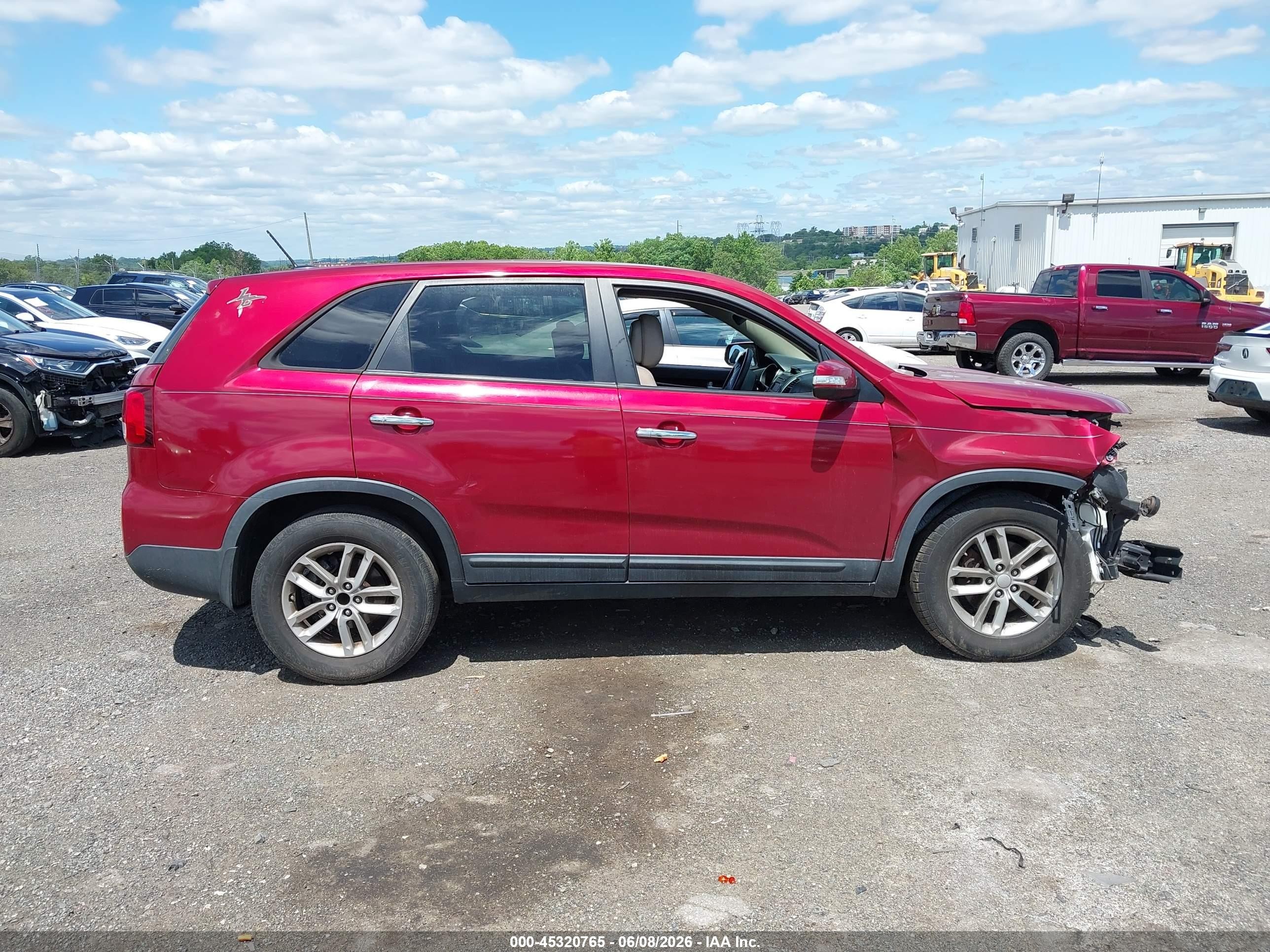 2015 Kia Sorento Lx Red vin: 5XYKT3A69FG589752