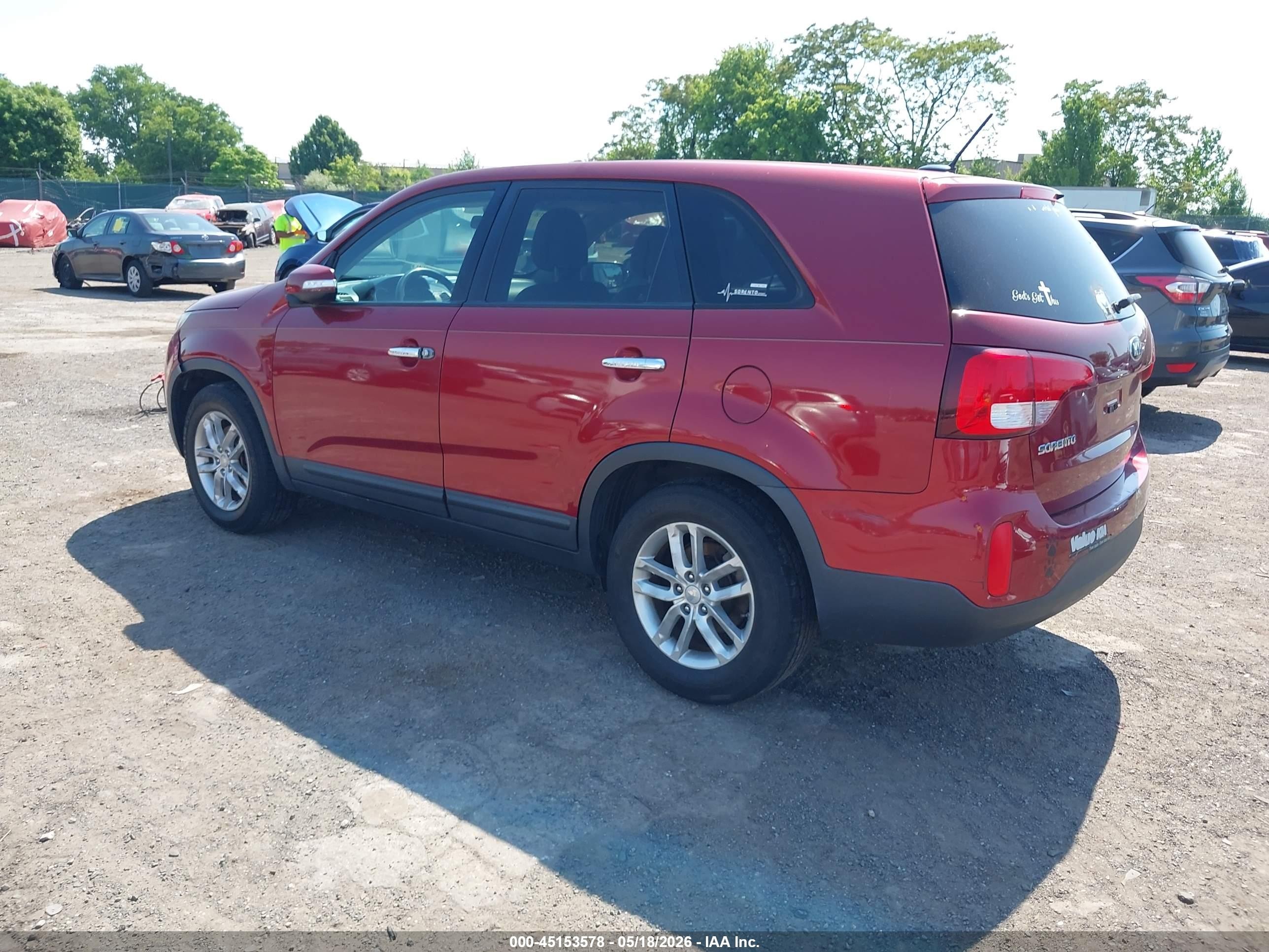 2015 Kia Sorento Lx Red vin: 5XYKT3A69FG609885