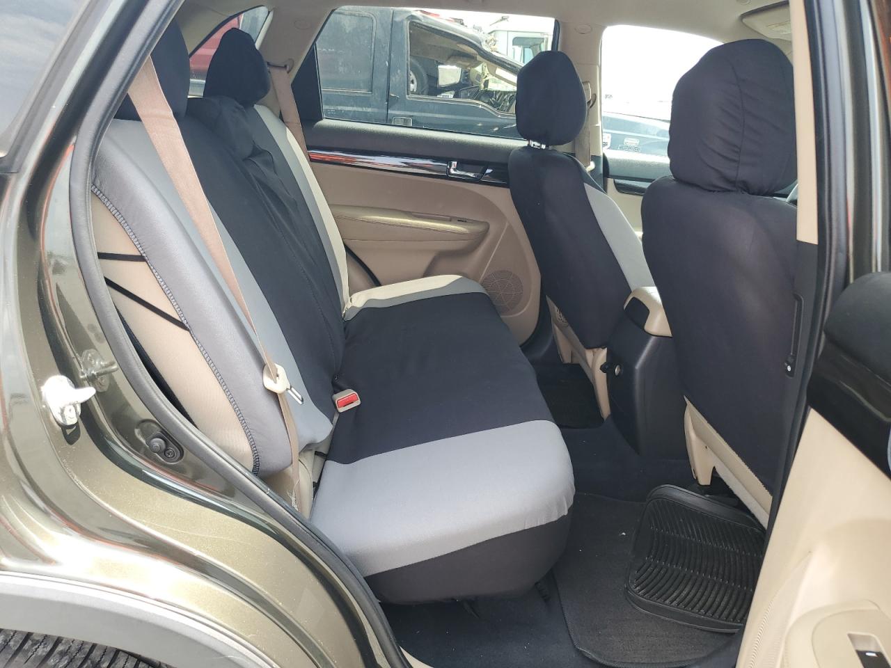 2012 Kia Sorento Lx Charcoal vin: 5XYKT3A6XCG217252