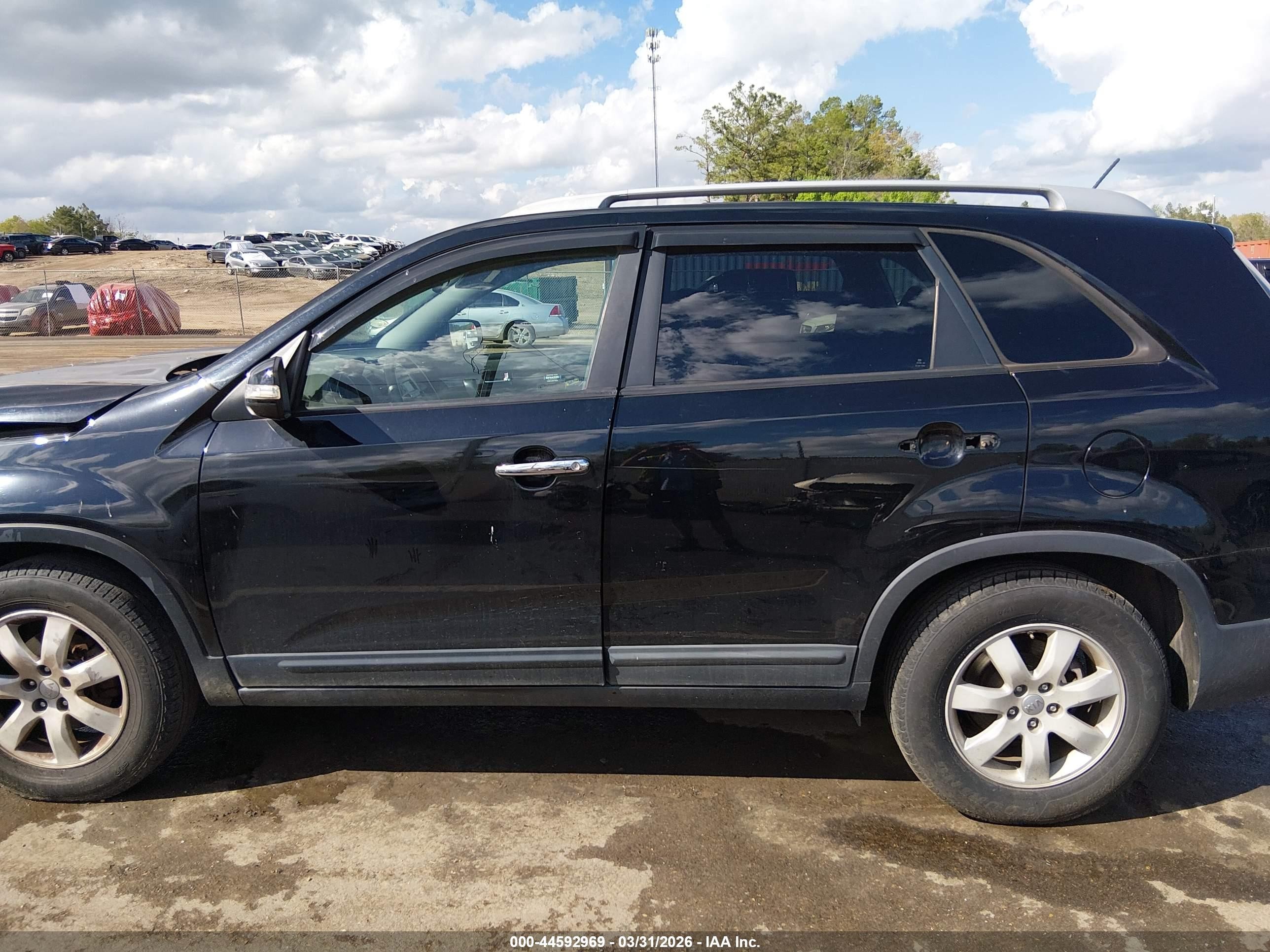 2012 Kia Sorento Lx Black vin: 5XYKT3A6XCG248940