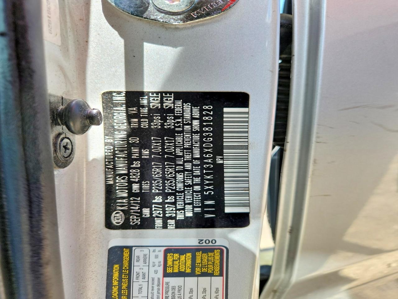 2013 Kia Sorento Lx Silver vin: 5XYKT3A6XDG381828