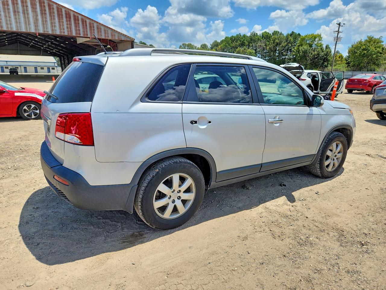 2013 Kia Sorento Lx Silver vin: 5XYKT3A6XDG381828