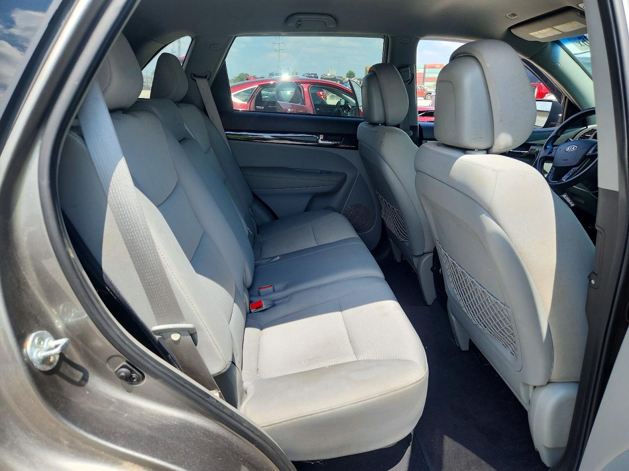 2013 Kia Sorento Lx Серый vin: 5XYKT3A6XDG396667