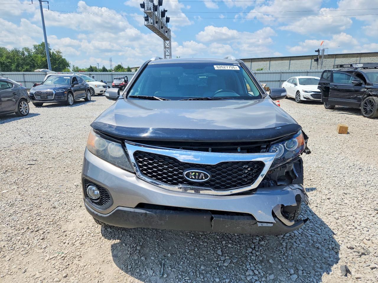 2013 Kia Sorento Lx Серый vin: 5XYKT3A6XDG396667
