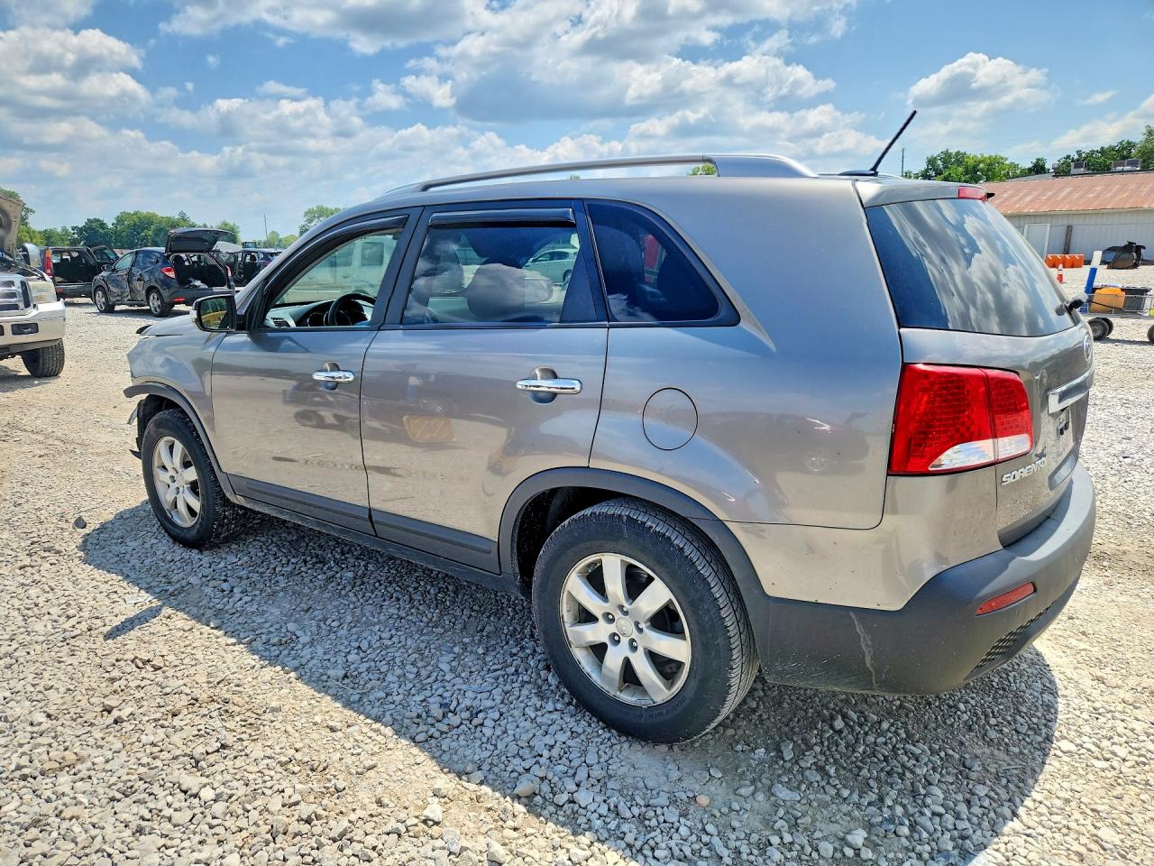 2013 Kia Sorento Lx Серый vin: 5XYKT3A6XDG396667