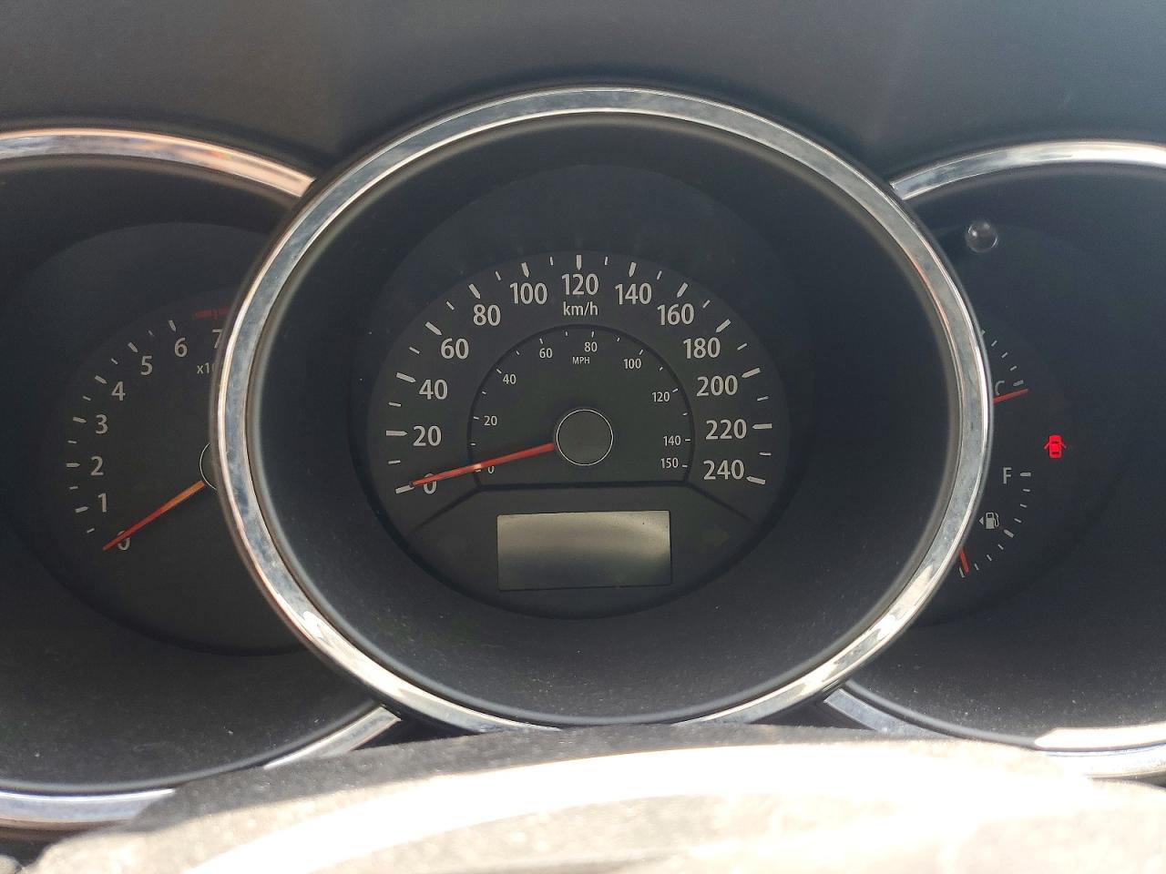 2013 Kia Sorento Lx Белый vin: 5XYKT3A6XDG411023