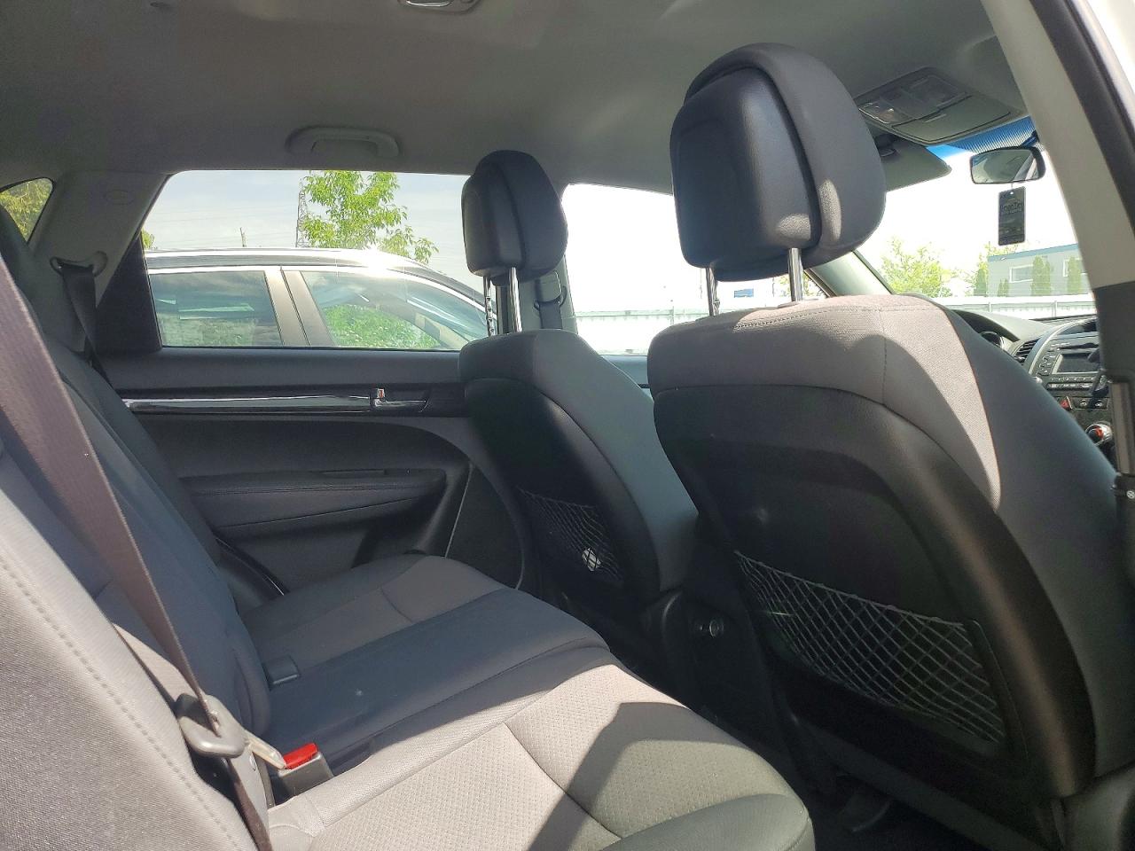 2013 Kia Sorento Lx Белый vin: 5XYKT3A6XDG411023