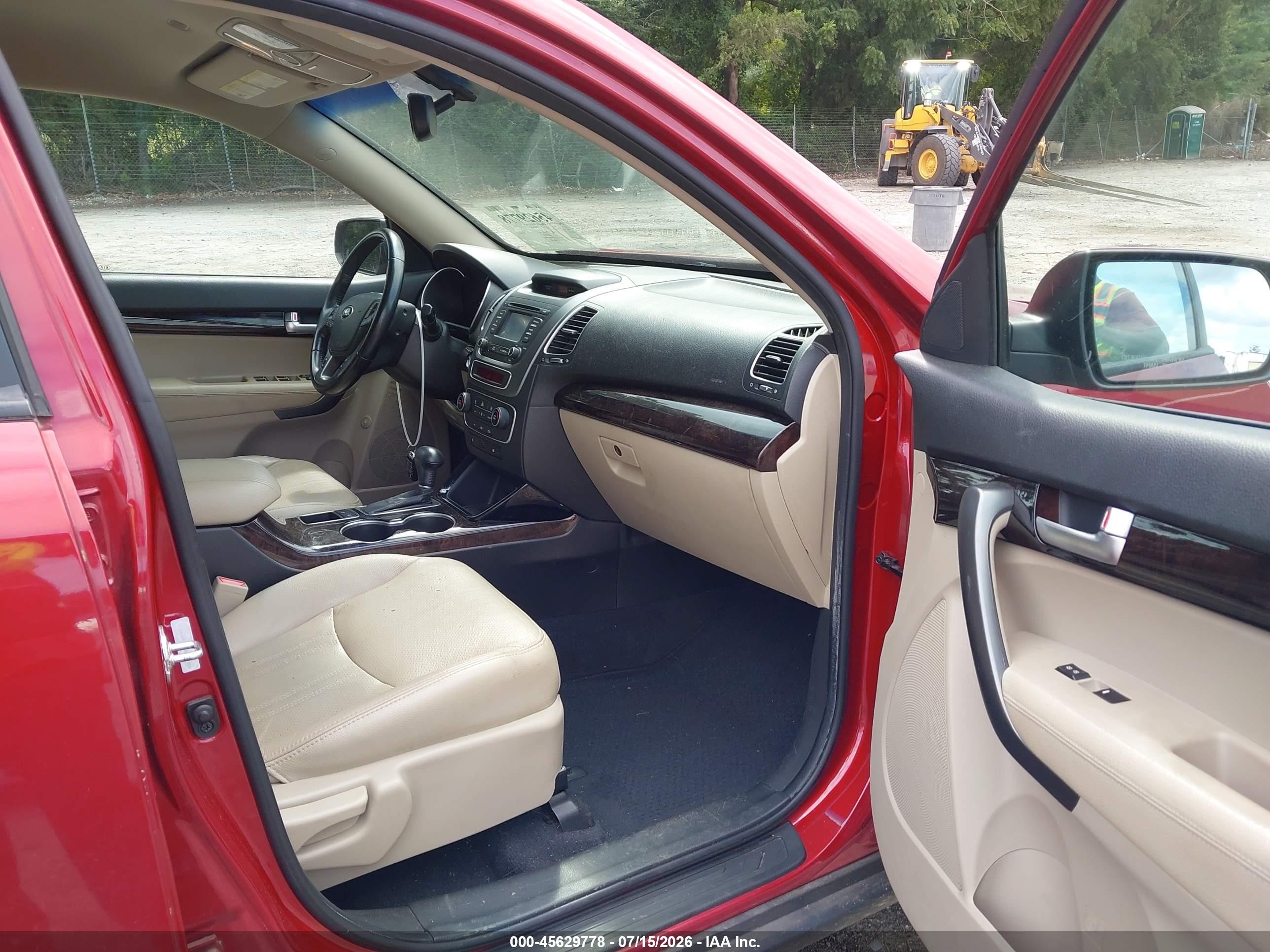 2014 Kia Sorento Lx Red vin: 5XYKT3A6XEG437803