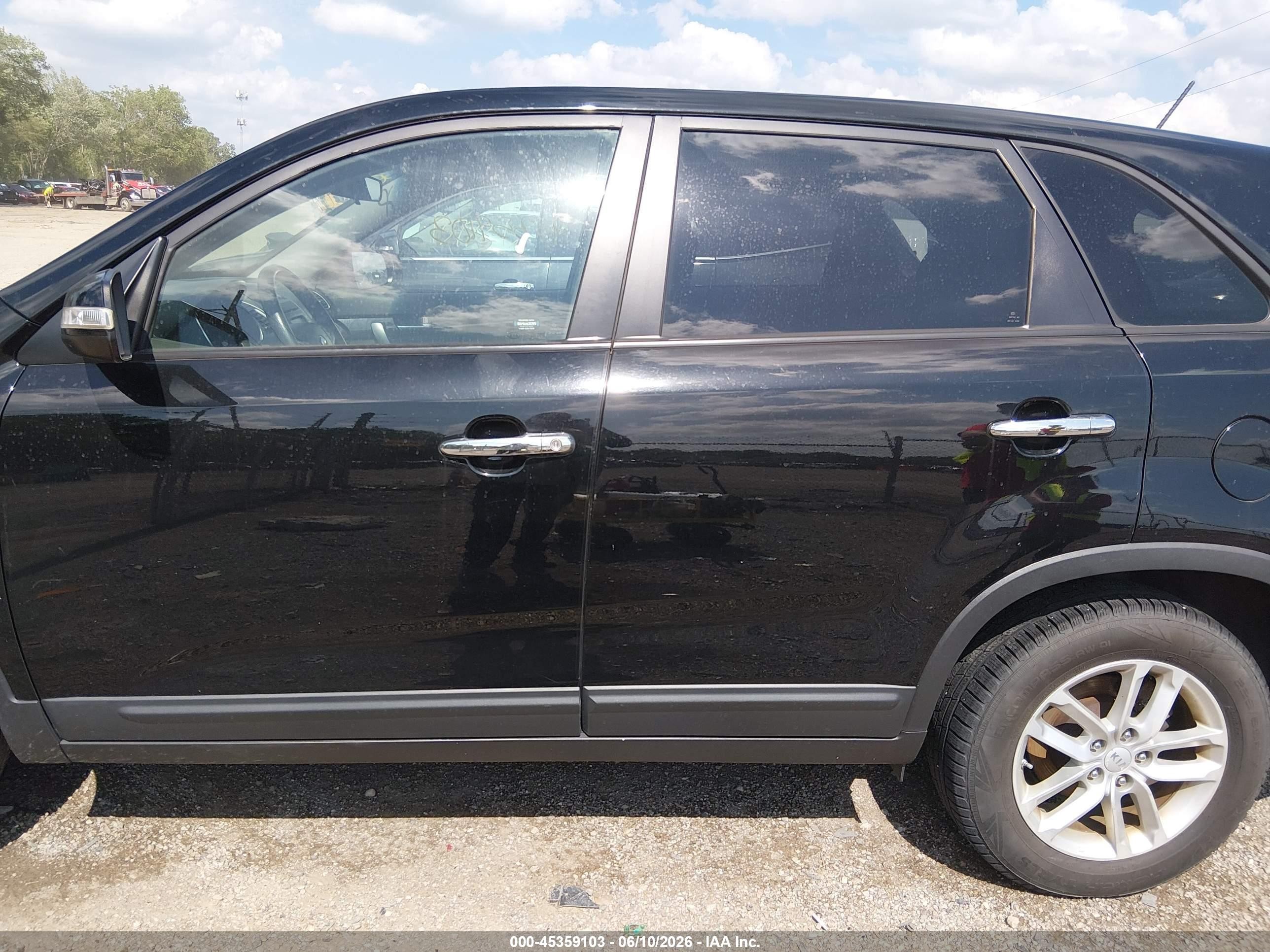 2014 Kia Sorento Lx Black vin: 5XYKT3A6XEG469182