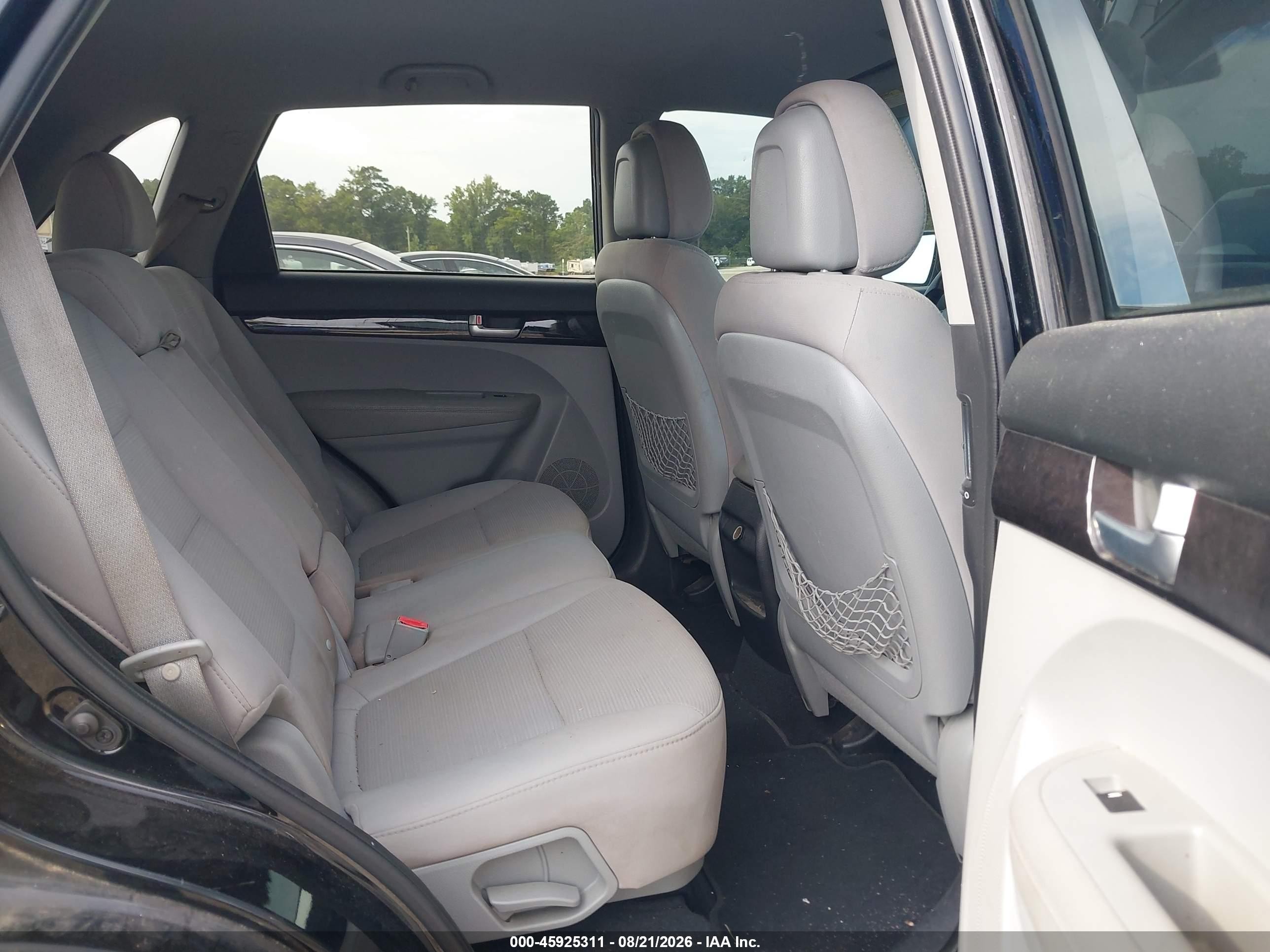 2014 Kia Sorento Lx Black vin: 5XYKT3A6XEG472387