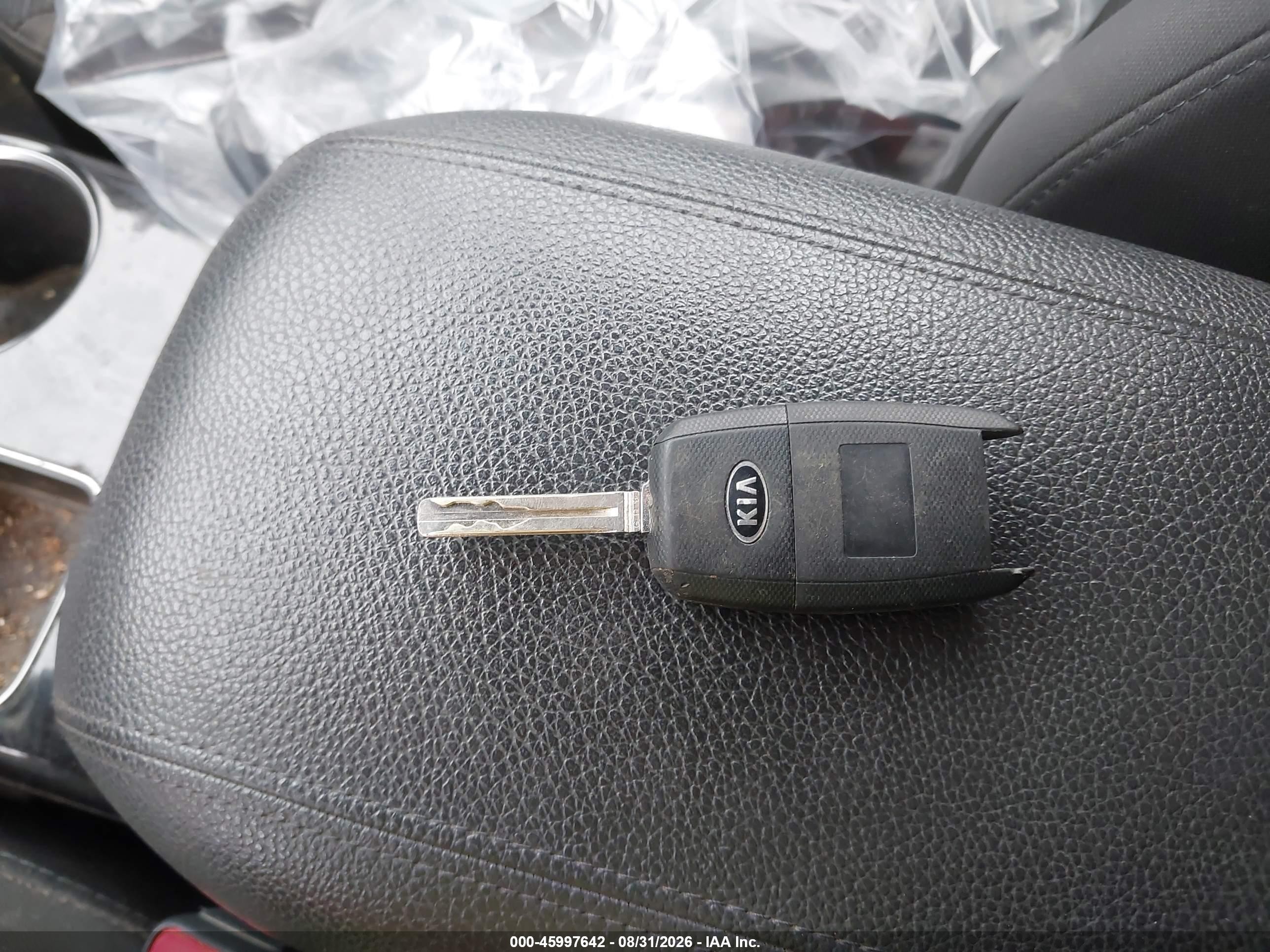 2014 Kia Sorento Lx Tan vin: 5XYKT3A6XEG486385