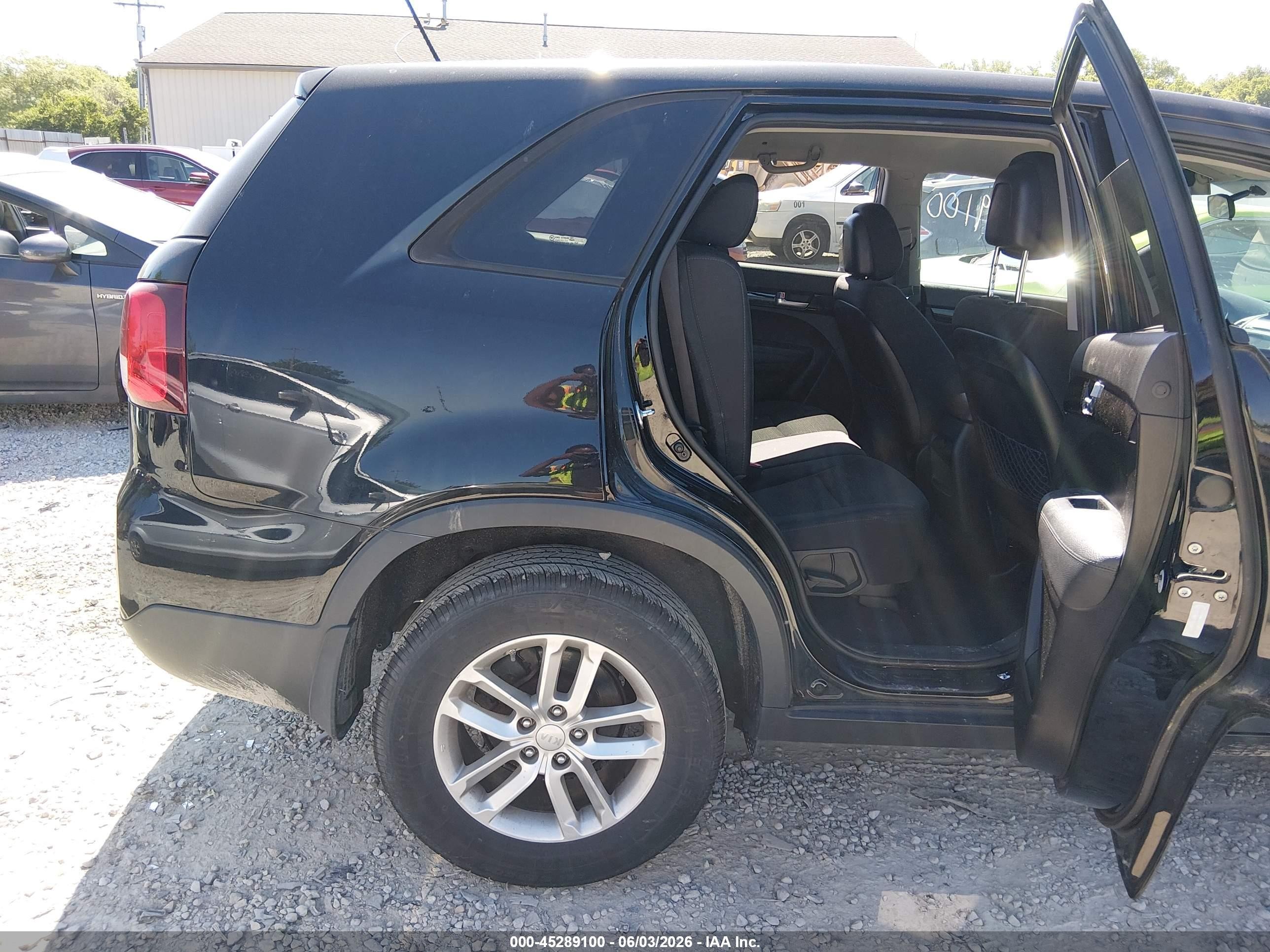 2014 Kia Sorento Lx Black vin: 5XYKT3A6XEG508367