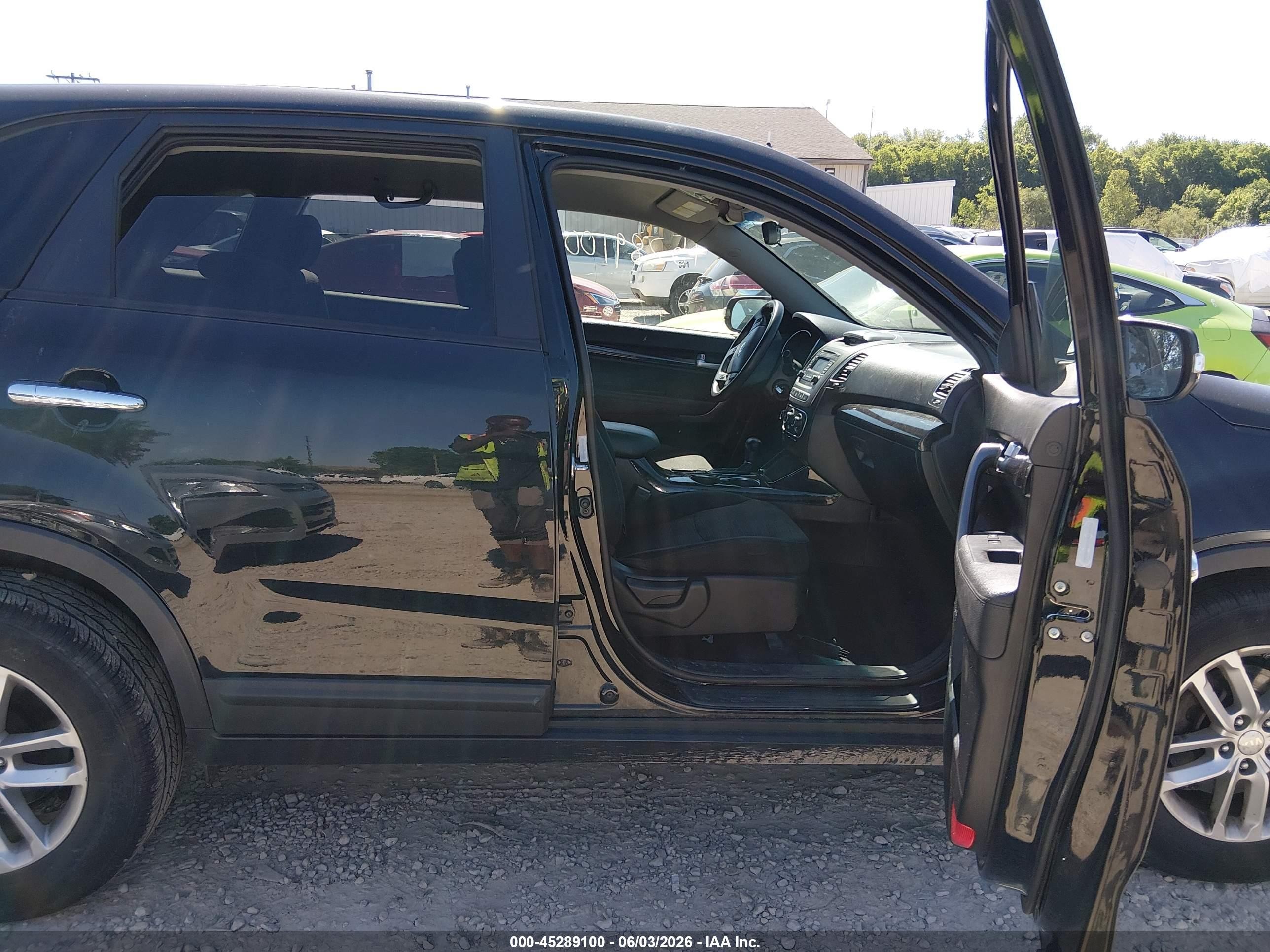2014 Kia Sorento Lx Black vin: 5XYKT3A6XEG508367
