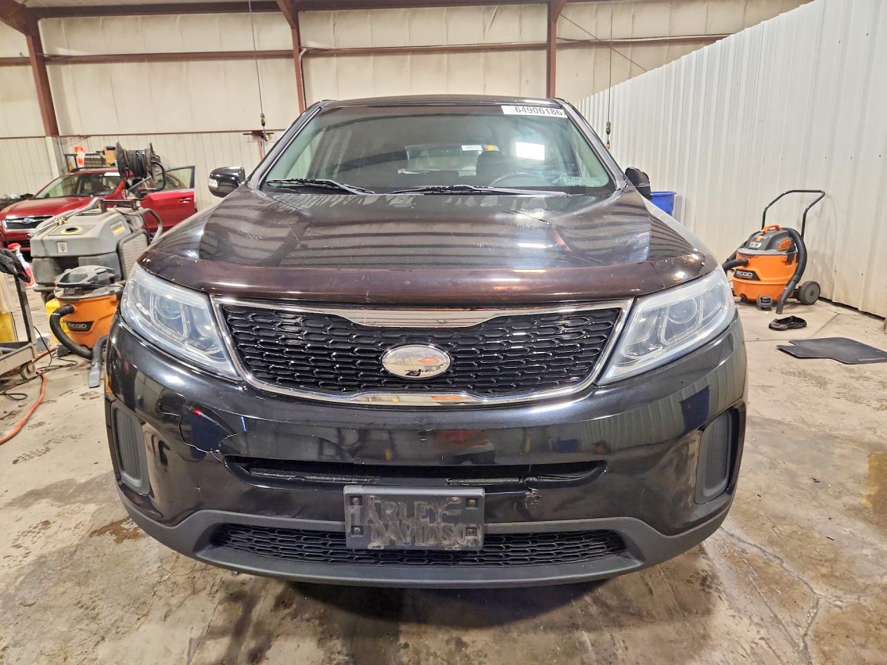 2015 Kia Sorento Lx Черный vin: 5XYKT3A6XFG592756