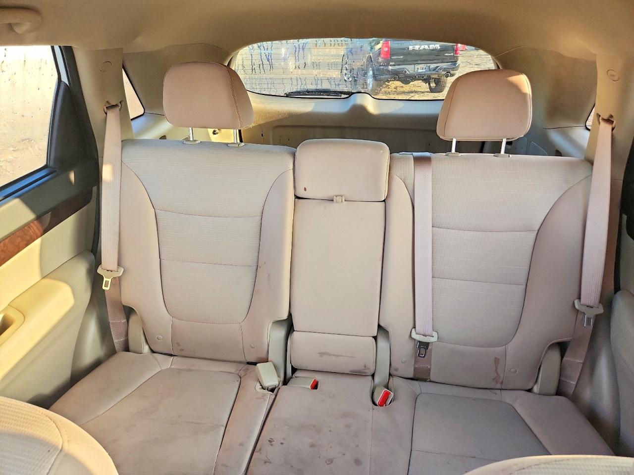 2015 Kia Sorento Lx White vin: 5XYKT3A6XFG593146