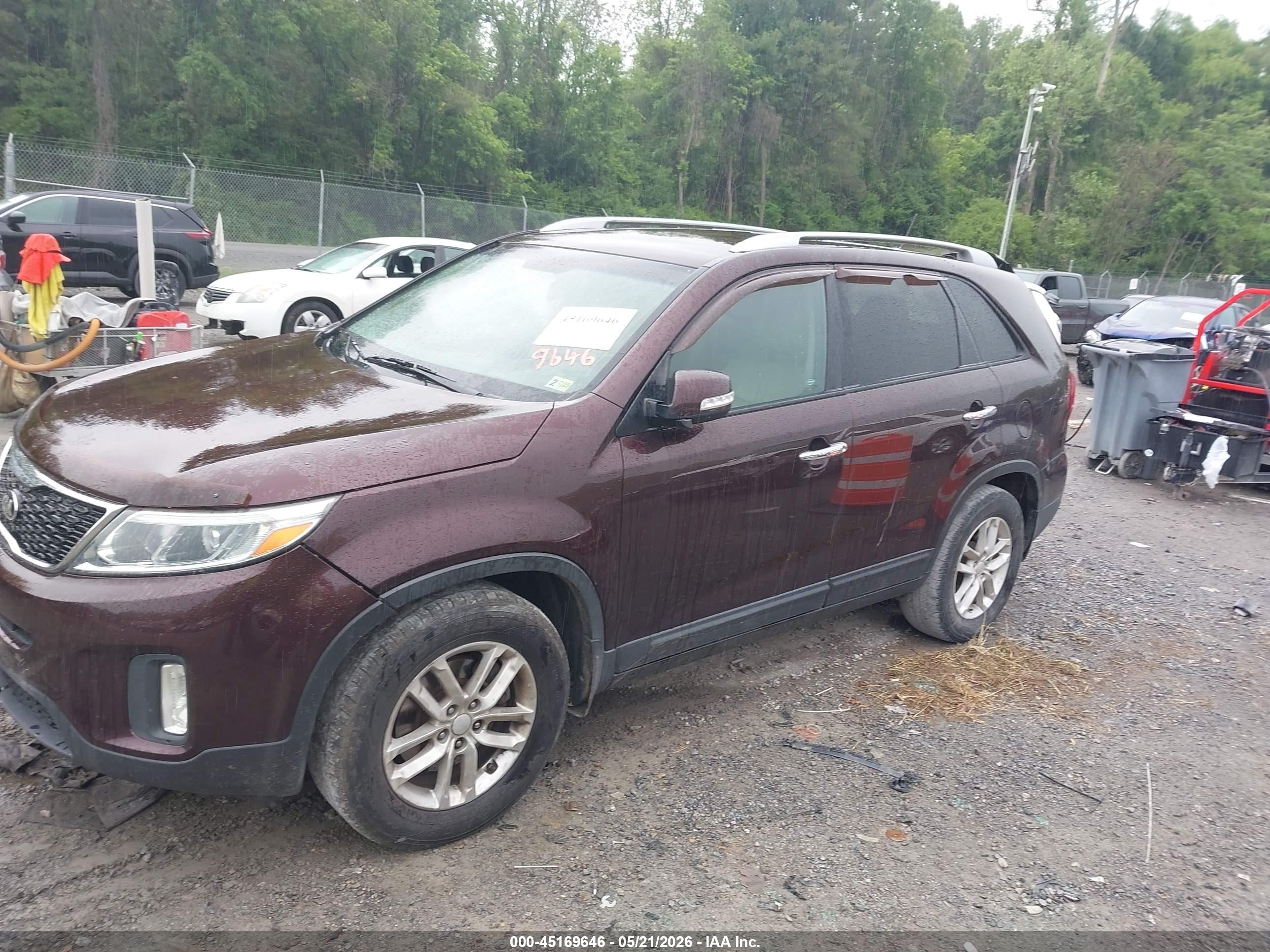 2015 Kia Sorento Lx Burgundy vin: 5XYKT3A6XFG653779