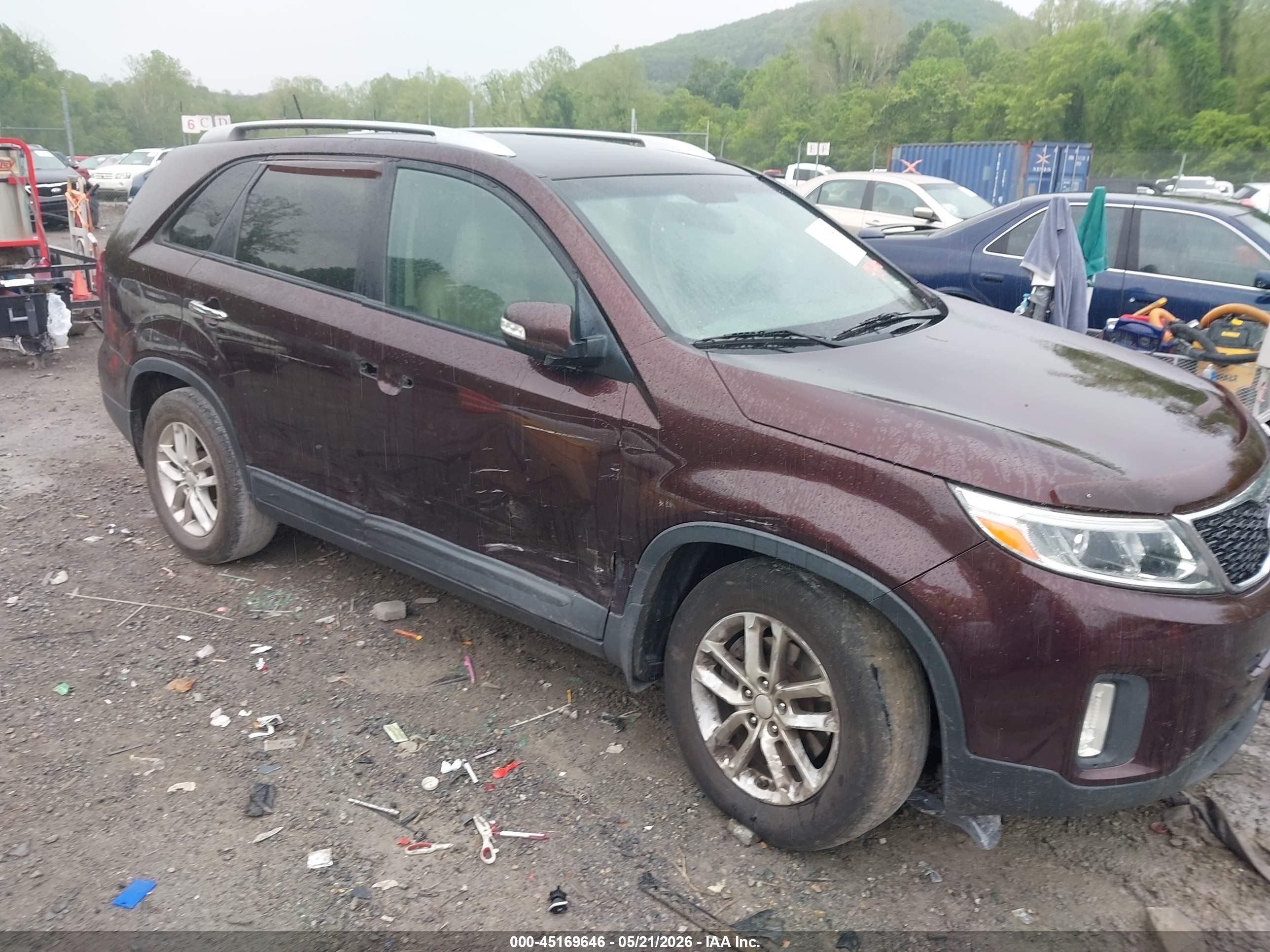 2015 Kia Sorento Lx Burgundy vin: 5XYKT3A6XFG653779
