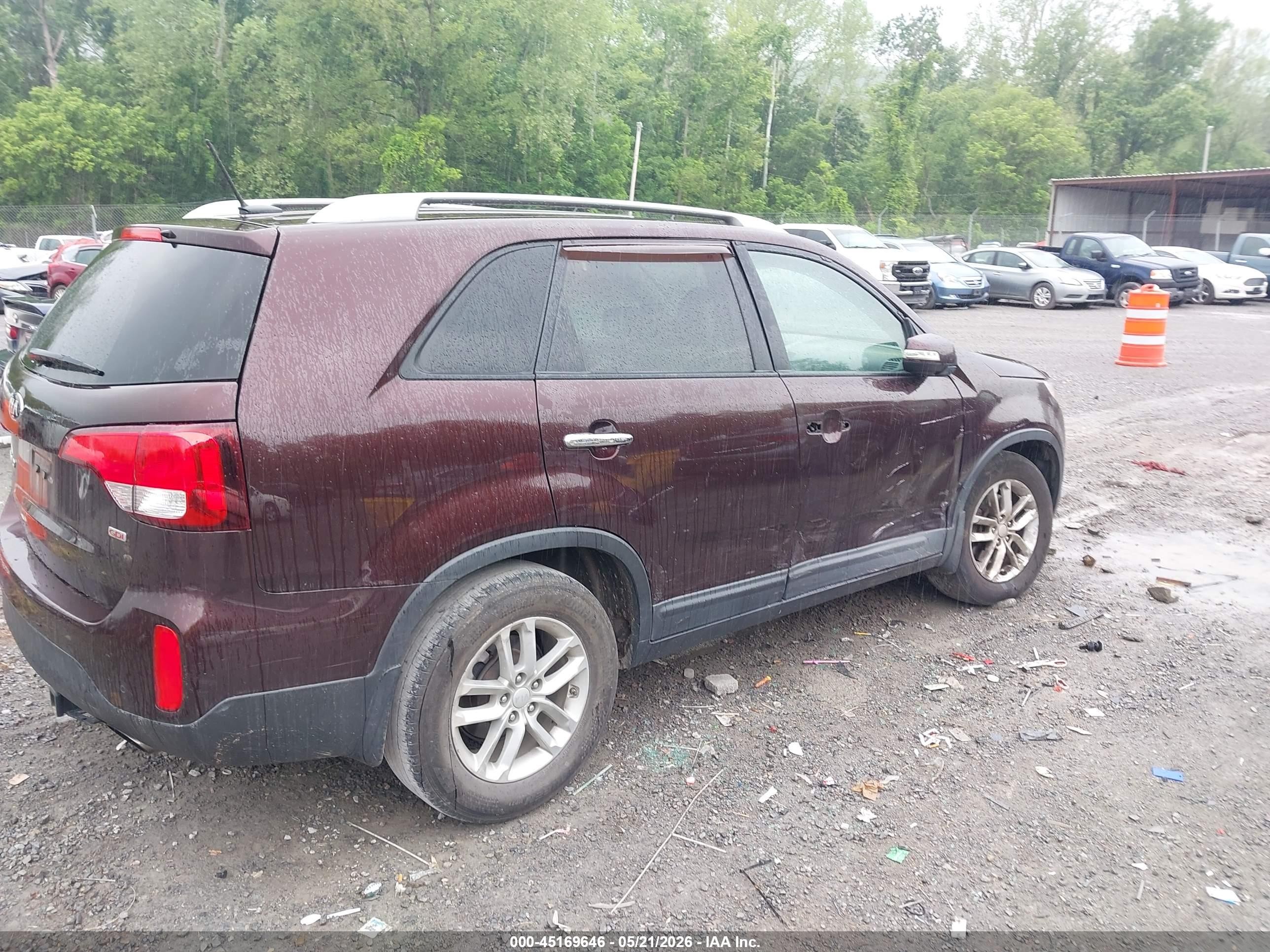 2015 Kia Sorento Lx Burgundy vin: 5XYKT3A6XFG653779