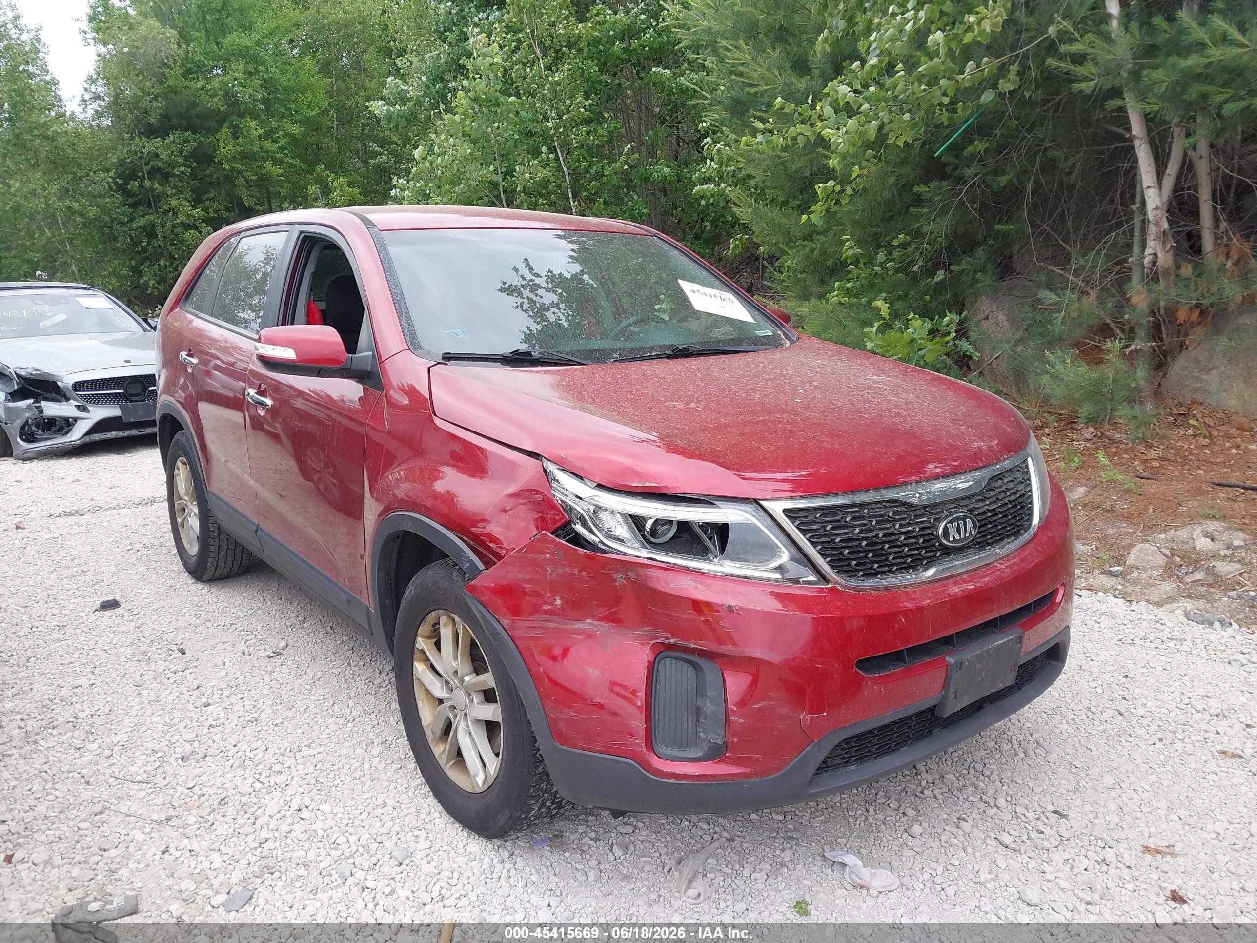 2015 Kia Sorento Lx Red vin: 5XYKT3A6XFG661414