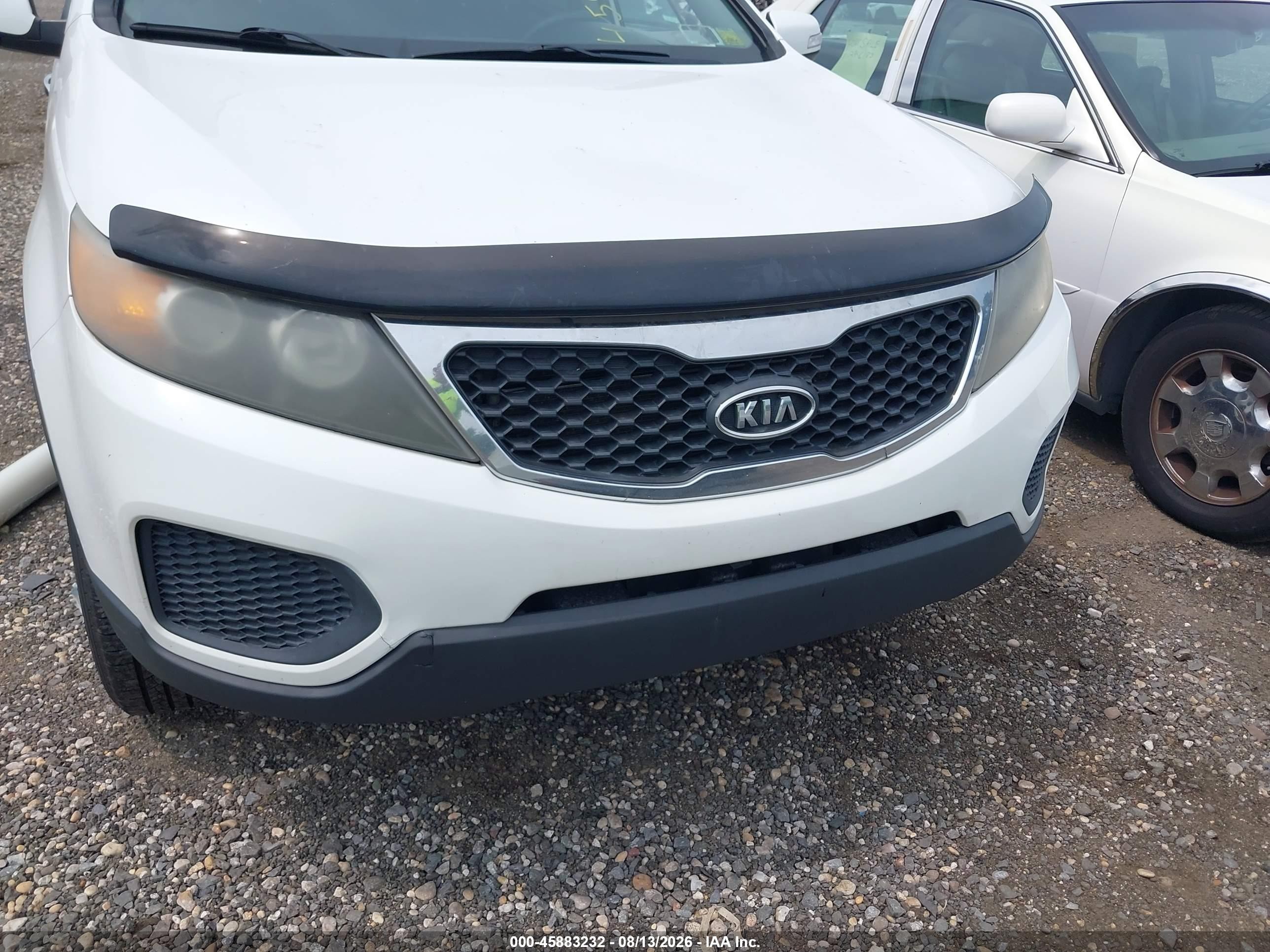 2012 Kia Sorento Lx White vin: 5XYKT4A10CG234071