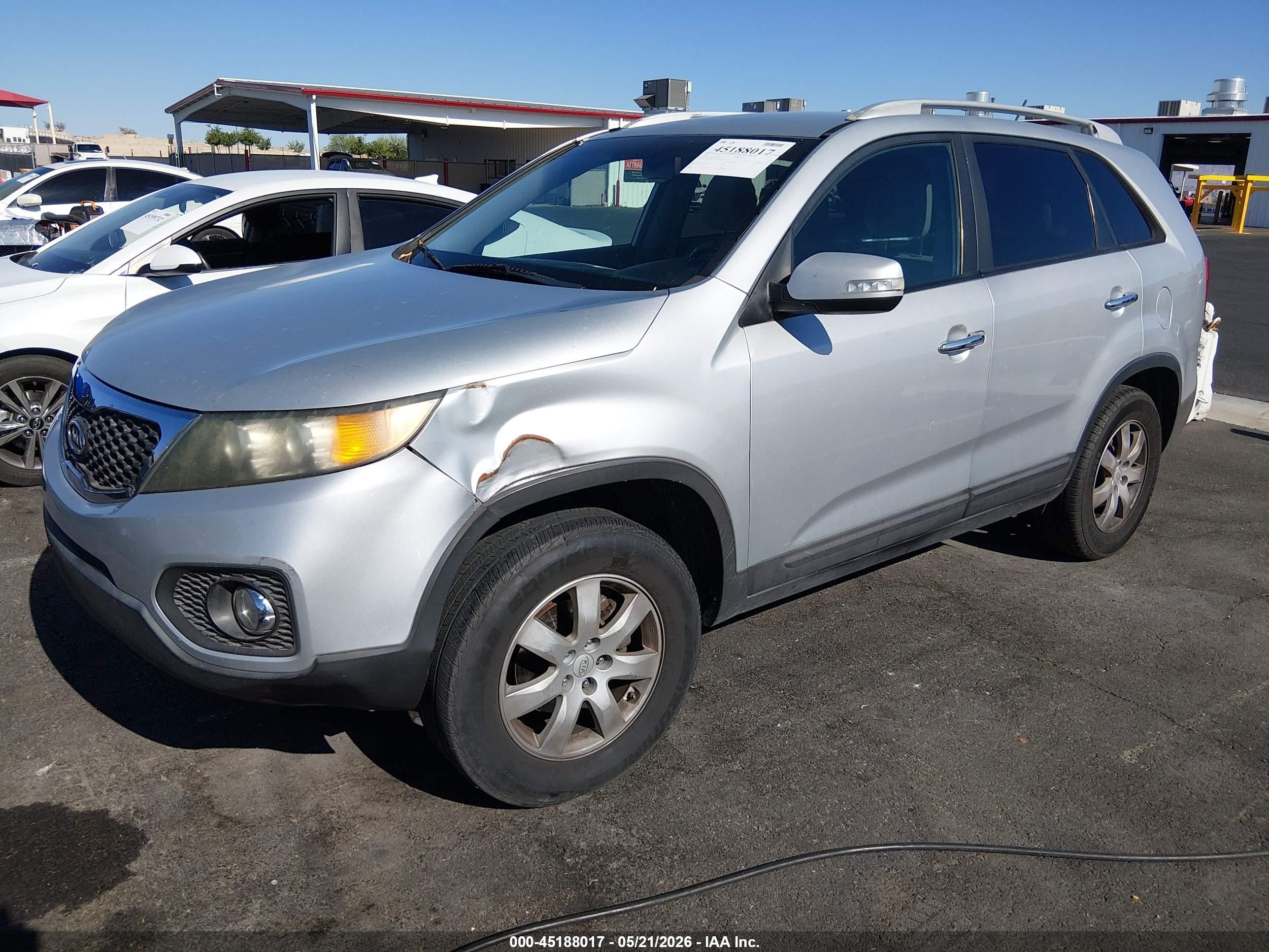 2011 Kia Sorento Lx Silver vin: 5XYKT4A11BG152963