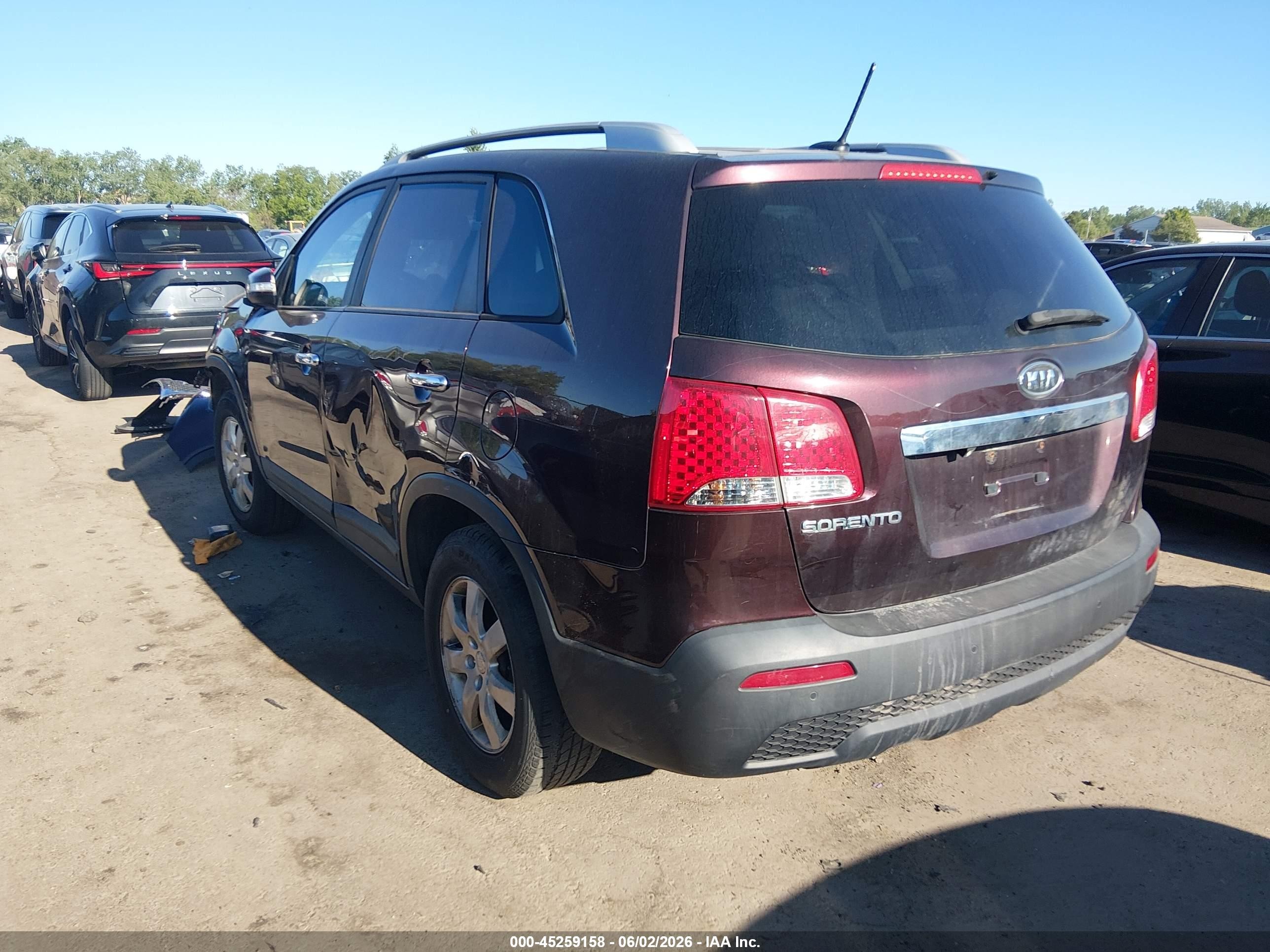 2011 Kia Sorento Lx Burgundy vin: 5XYKT4A12BG083264