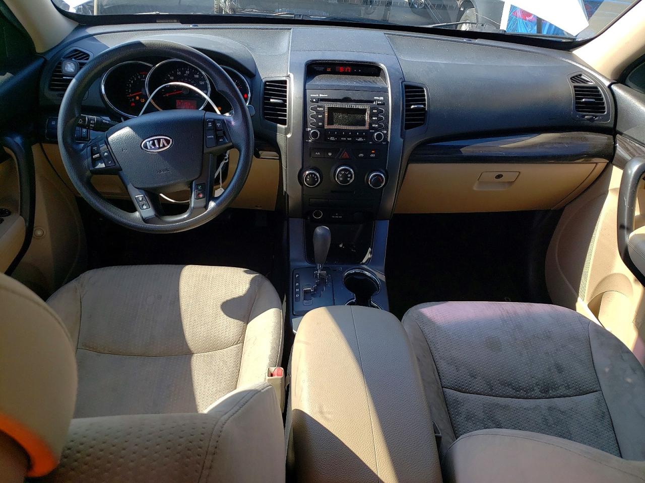 2012 Kia Sorento Lx White vin: 5XYKT4A13CG221234
