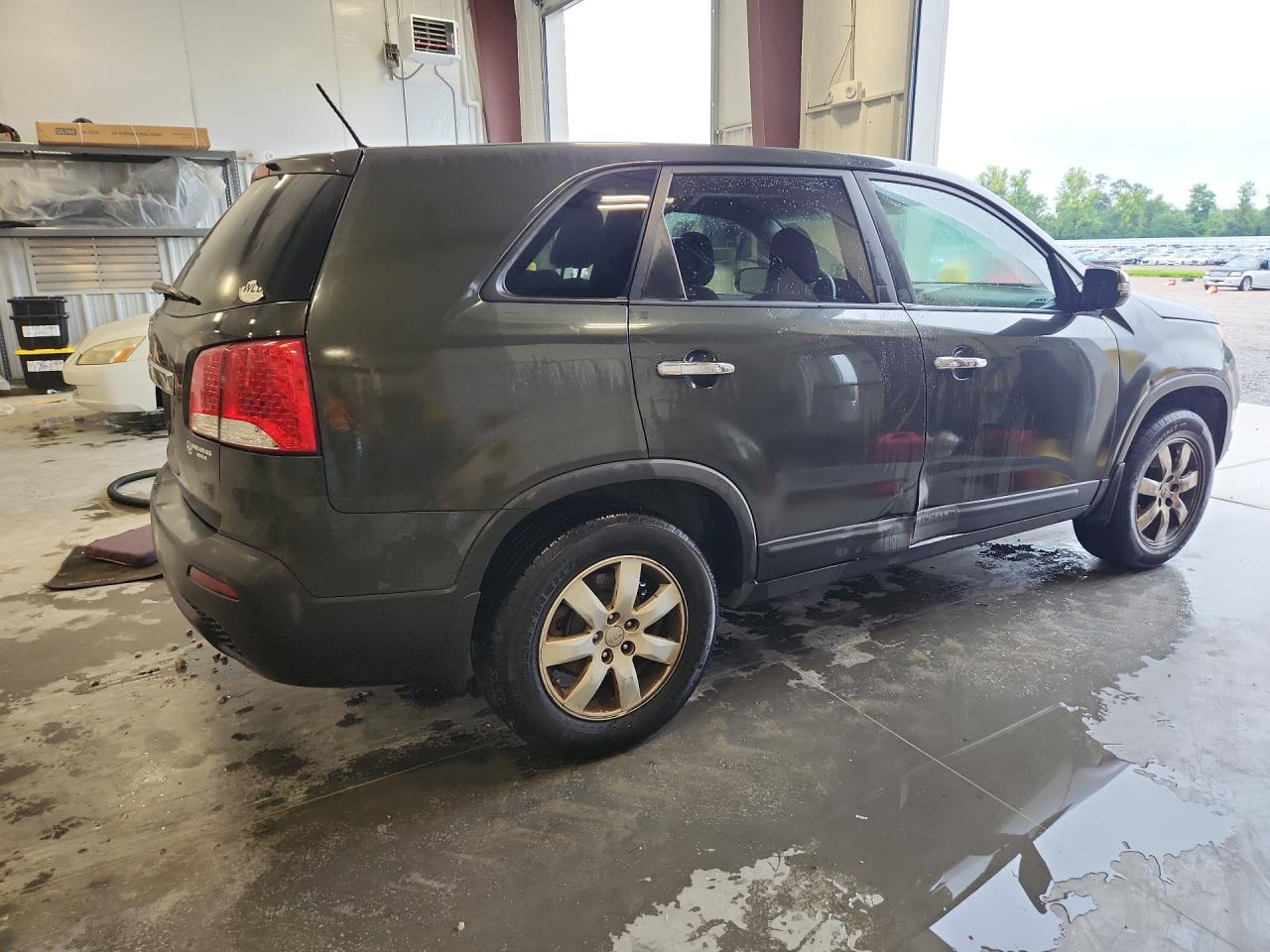 2013 Kia Sorento Lx Green vin: 5XYKT4A13DG316412
