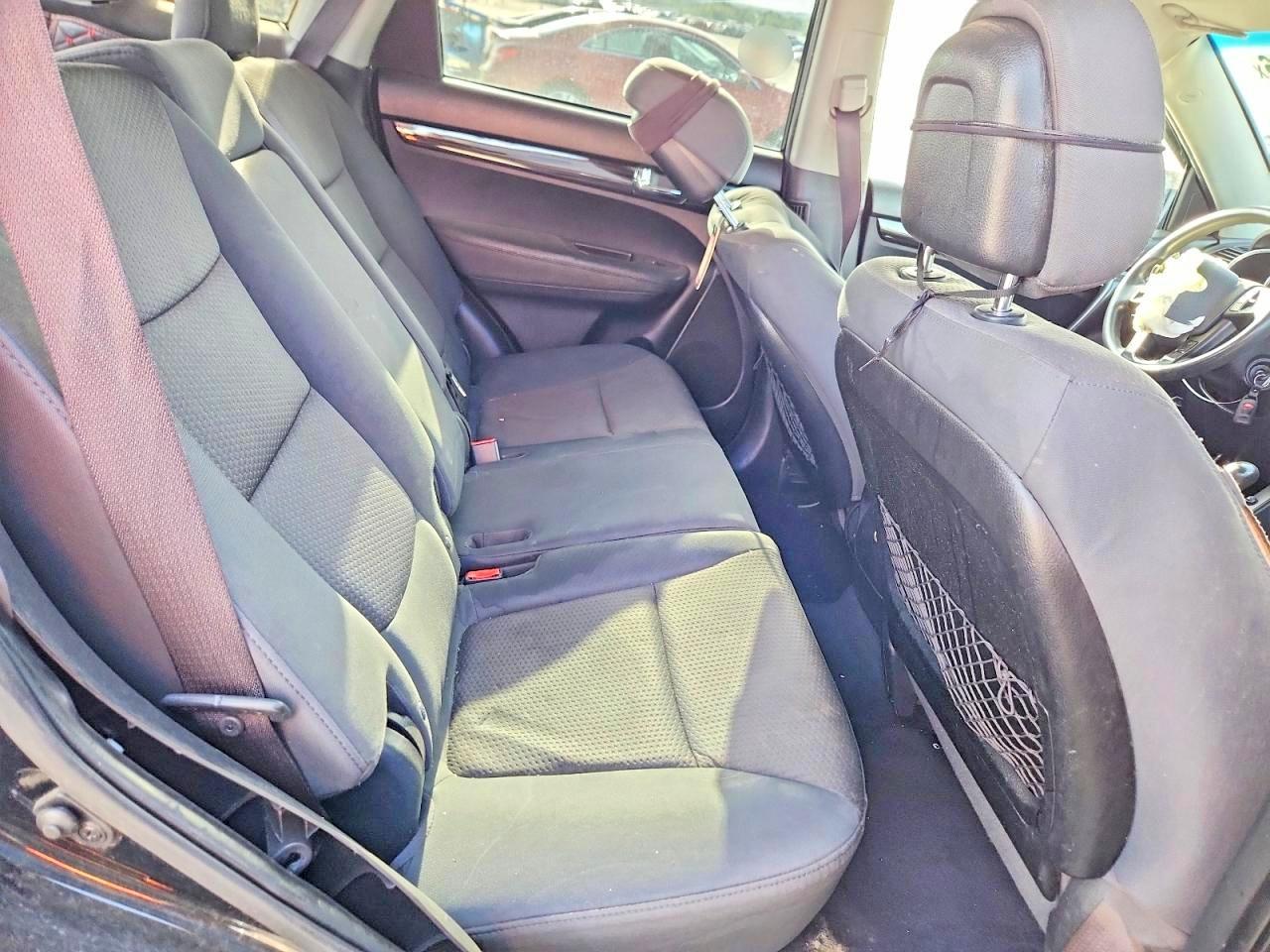 2013 Kia Sorento Lx Black vin: 5XYKT4A13DG393619
