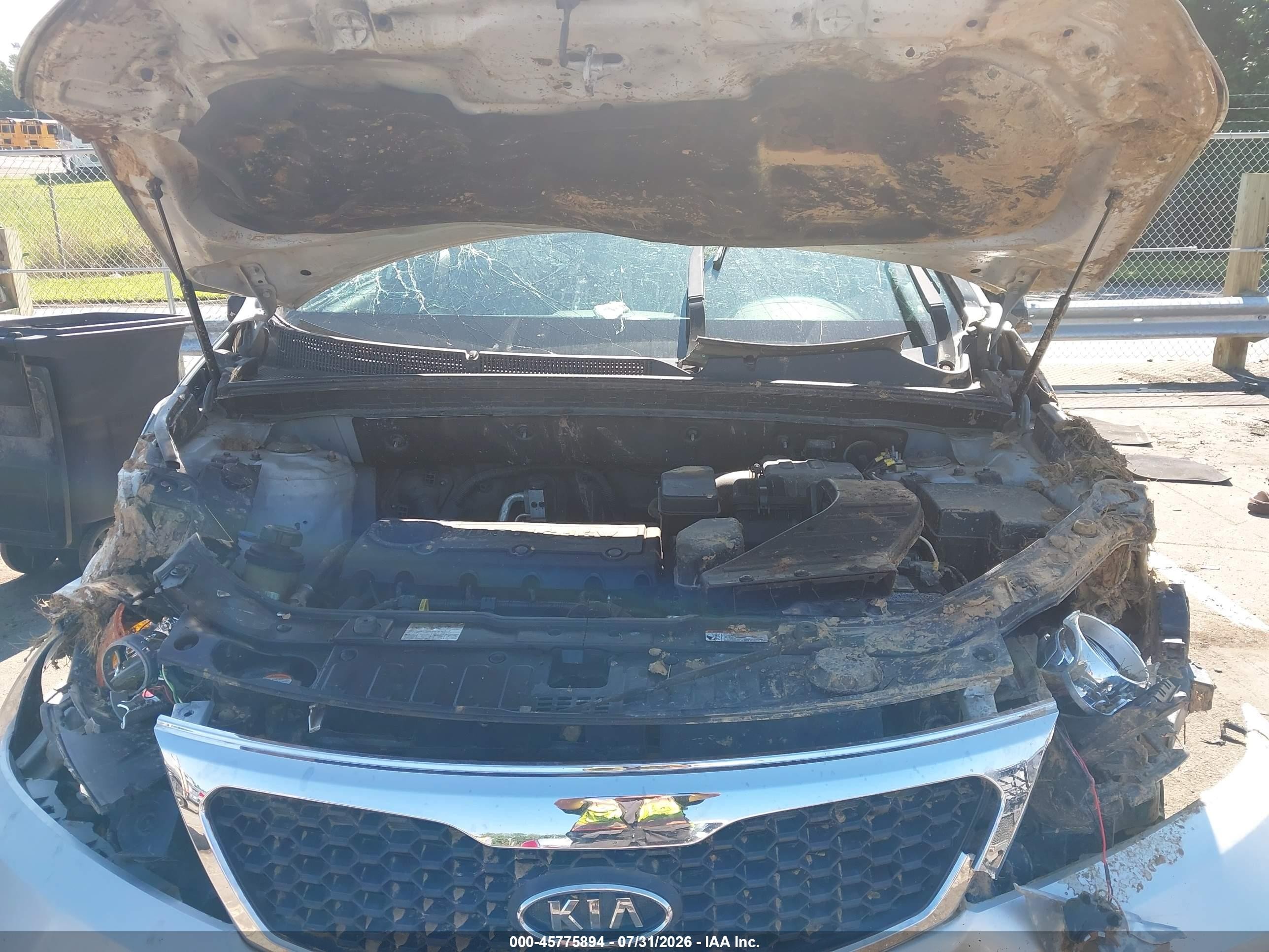 2012 Kia Sorento Lx Серебряный vin: 5XYKT4A14CG233151