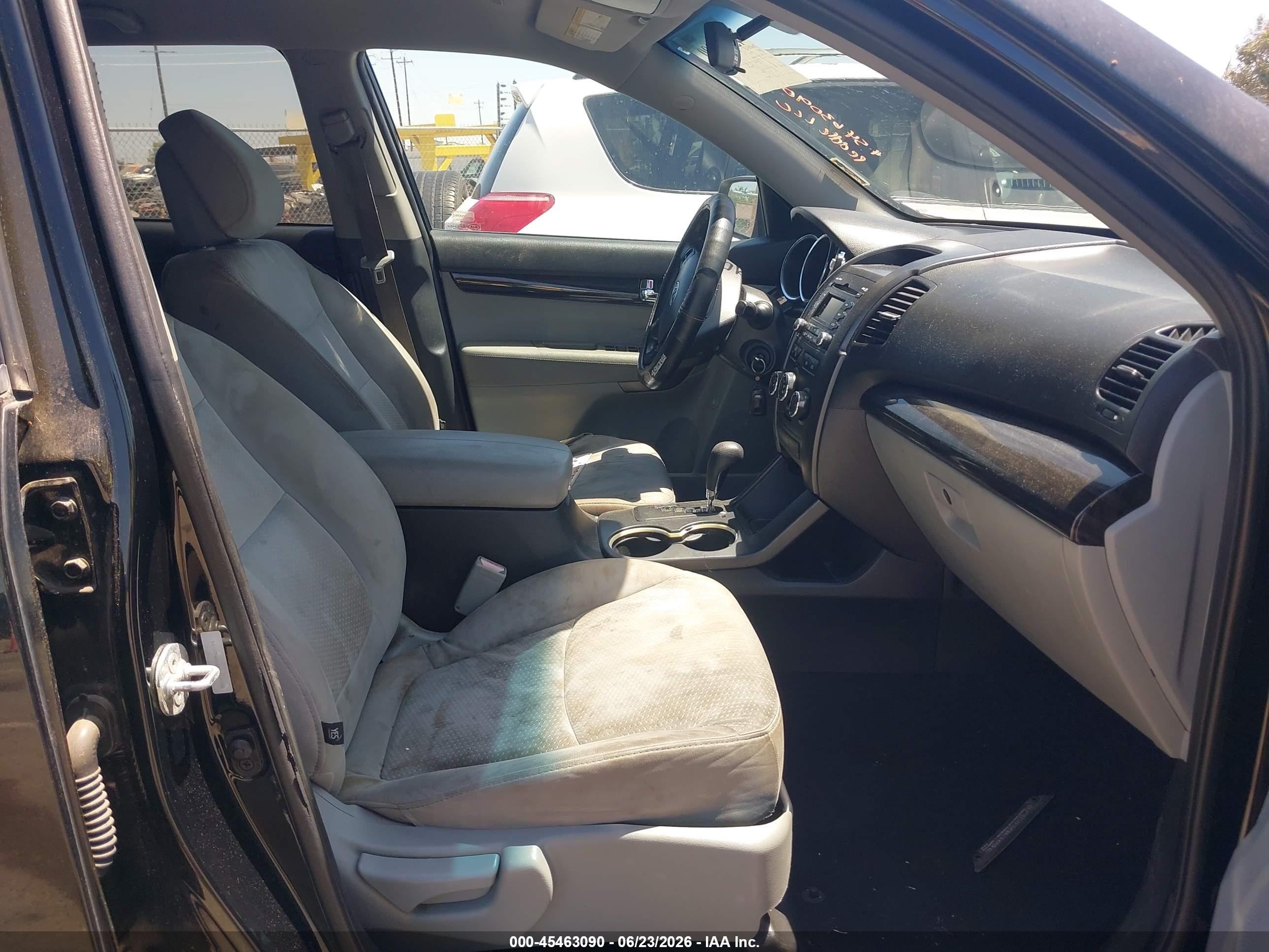 2012 Kia Sorento Lx Black vin: 5XYKT4A15CG214088